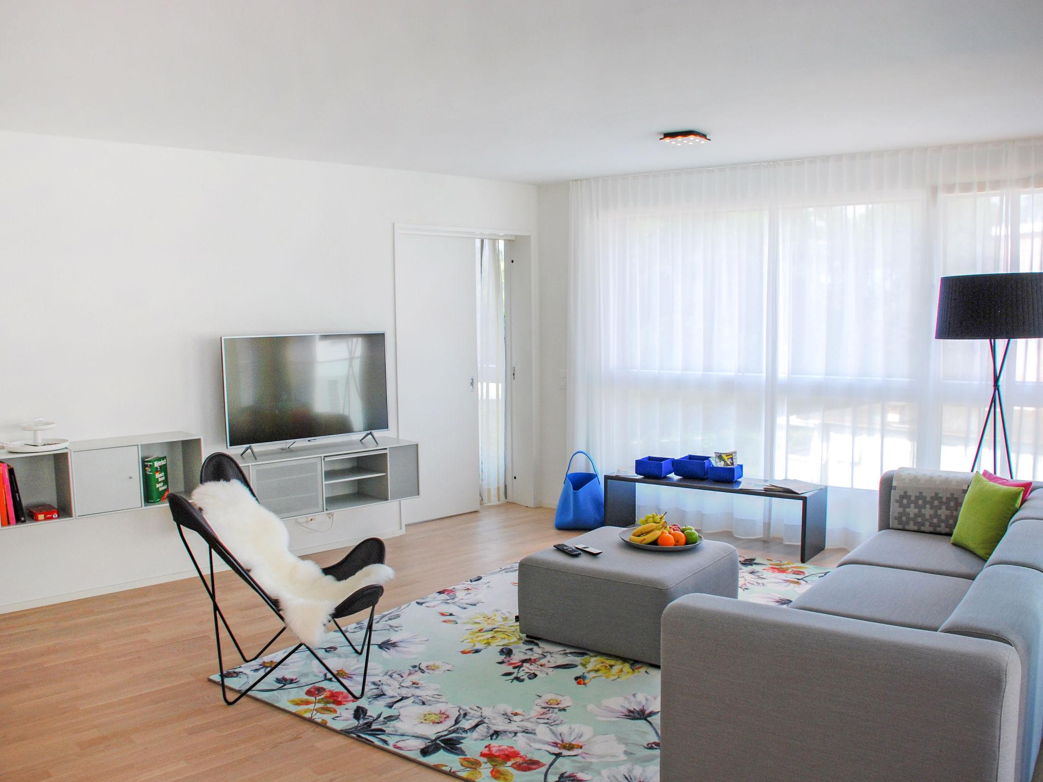 Photo 2 - 3 bedroom Apartment in Locarno with mountain view