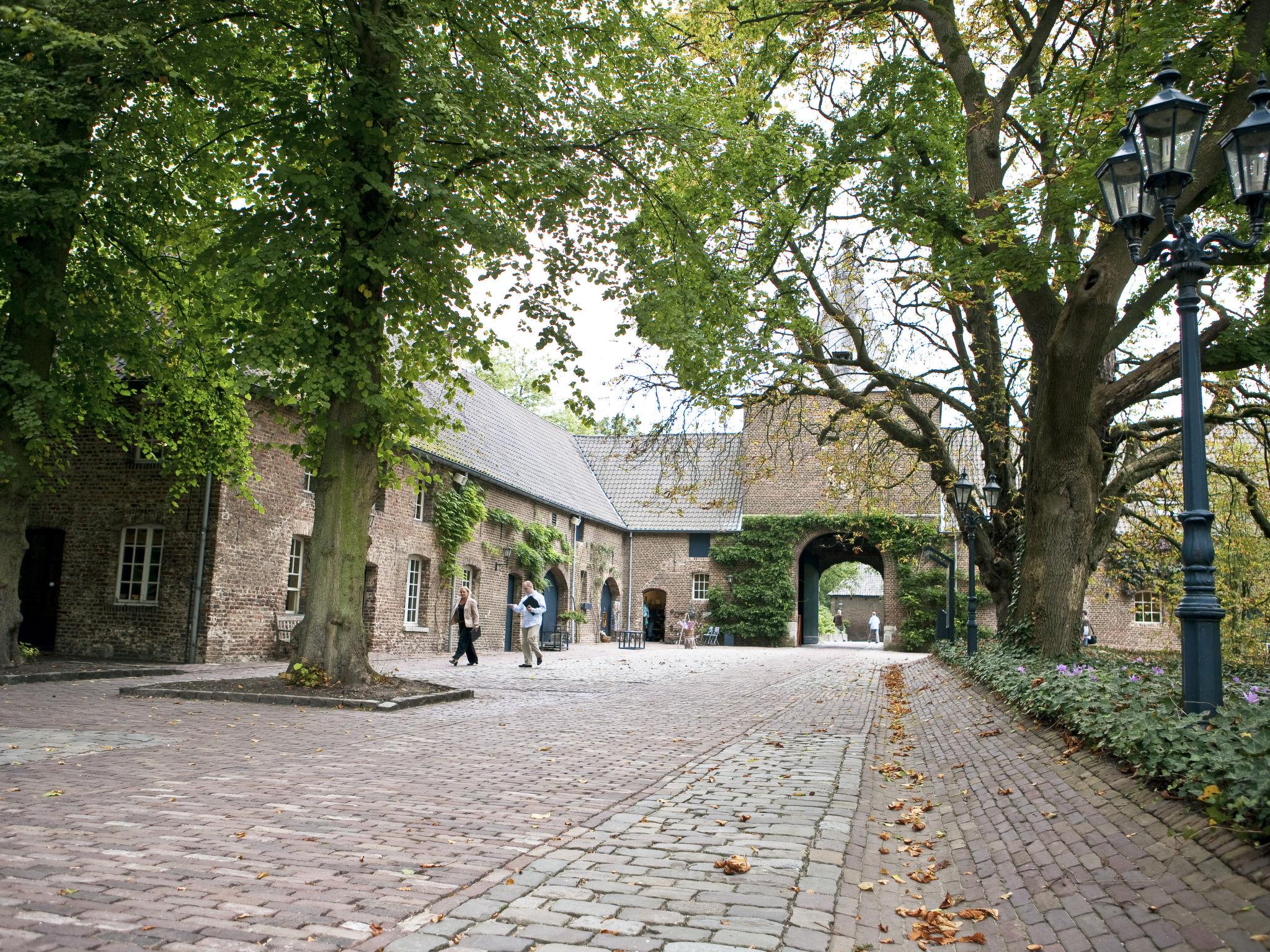 Foto 14 - Casa de 2 quartos em America com piscina e terraço