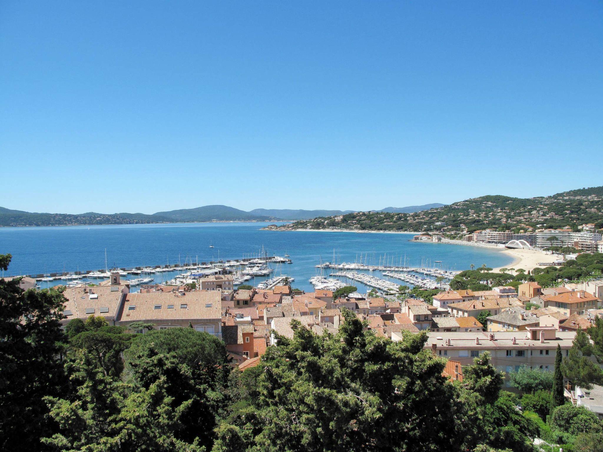 Photo 16 - Appartement de 1 chambre à Sainte-Maxime avec piscine et vues à la mer