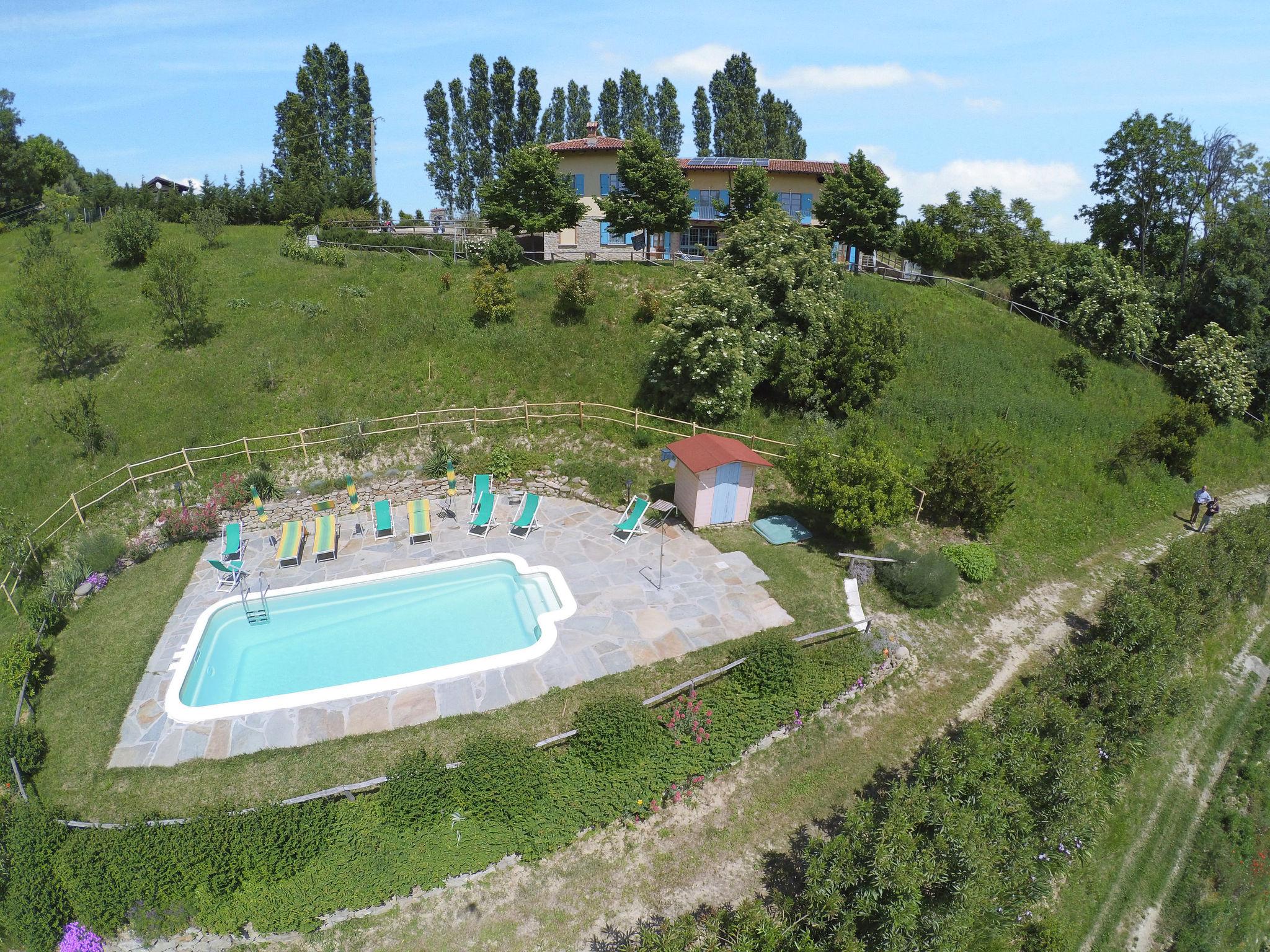 Photo 2 - Maison de 4 chambres à Cossano Belbo avec piscine privée et jardin