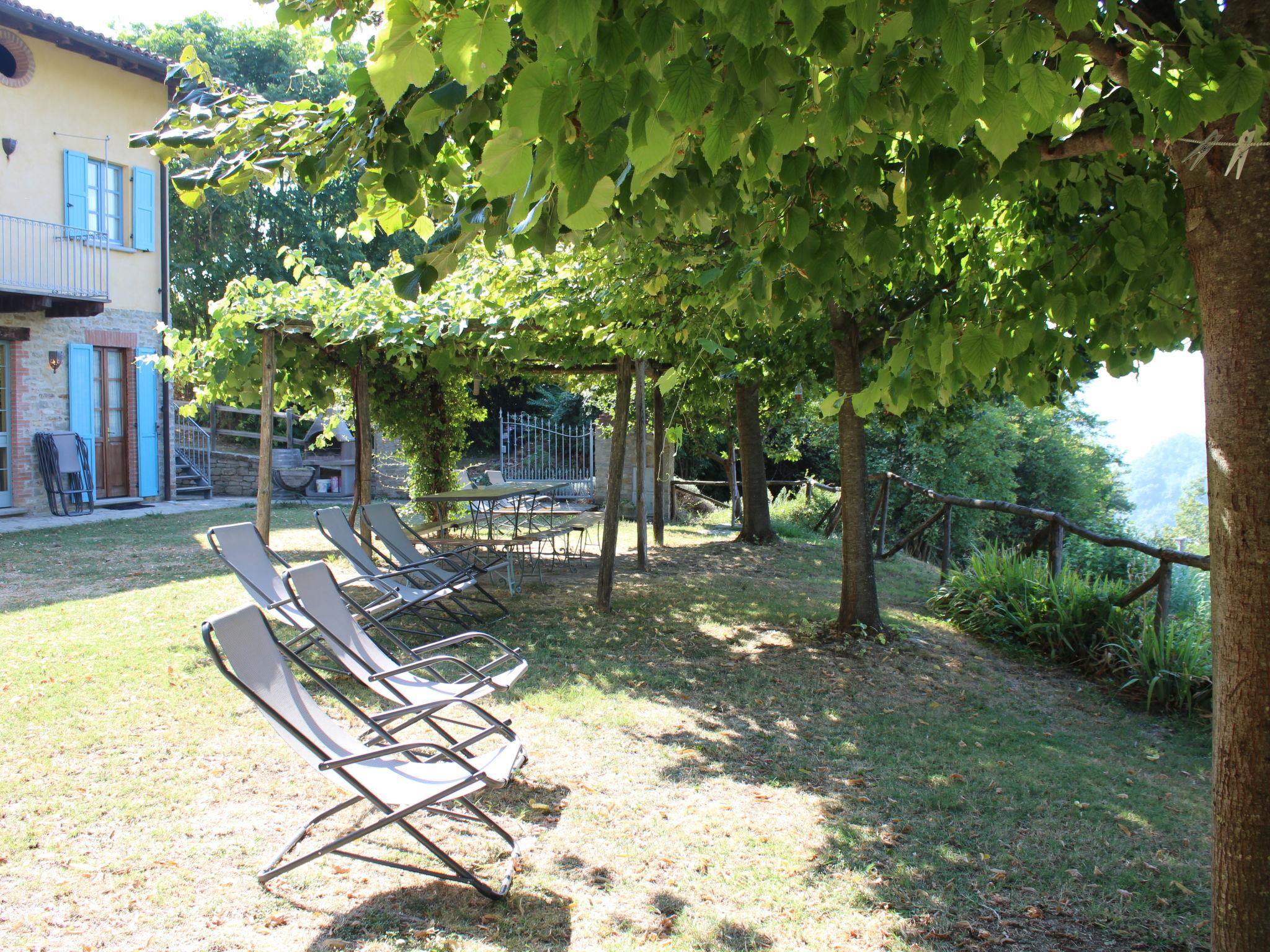 Photo 36 - Maison de 4 chambres à Cossano Belbo avec piscine privée et jardin
