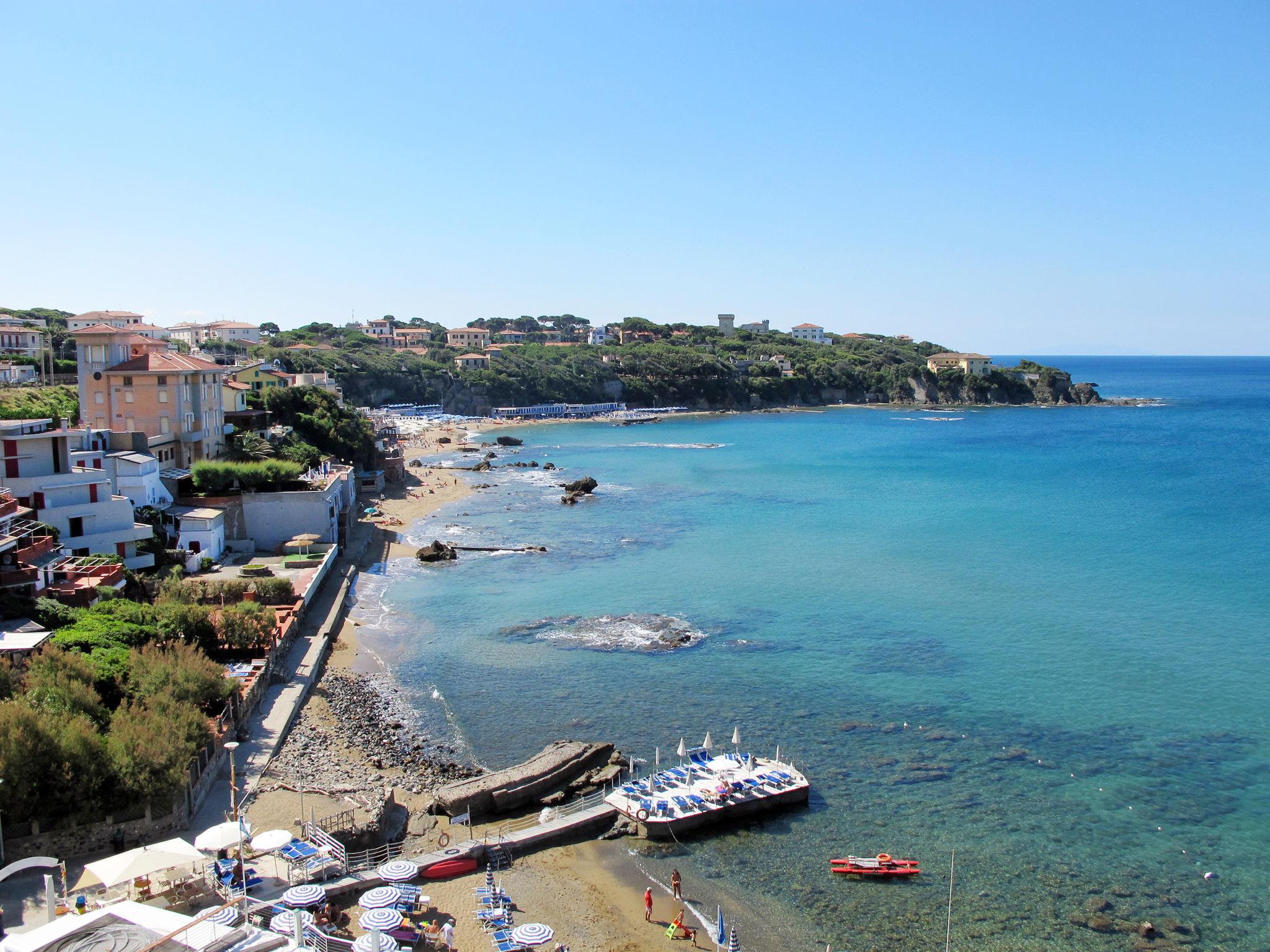 Foto 34 - Haus mit 2 Schlafzimmern in Livorno mit schwimmbad und blick aufs meer