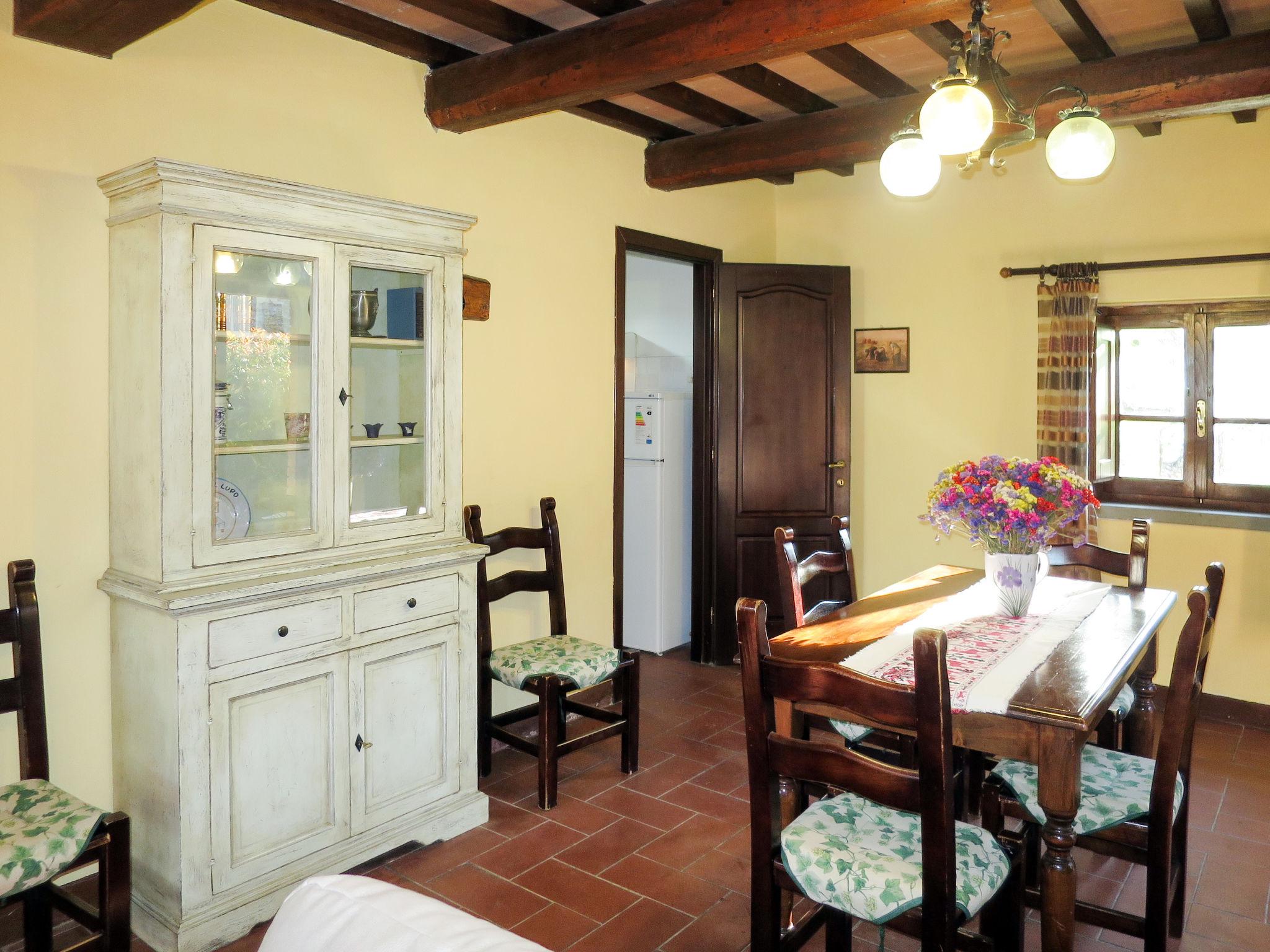 Photo 9 - 2 bedroom House in Monte Santa Maria Tiberina with swimming pool and garden