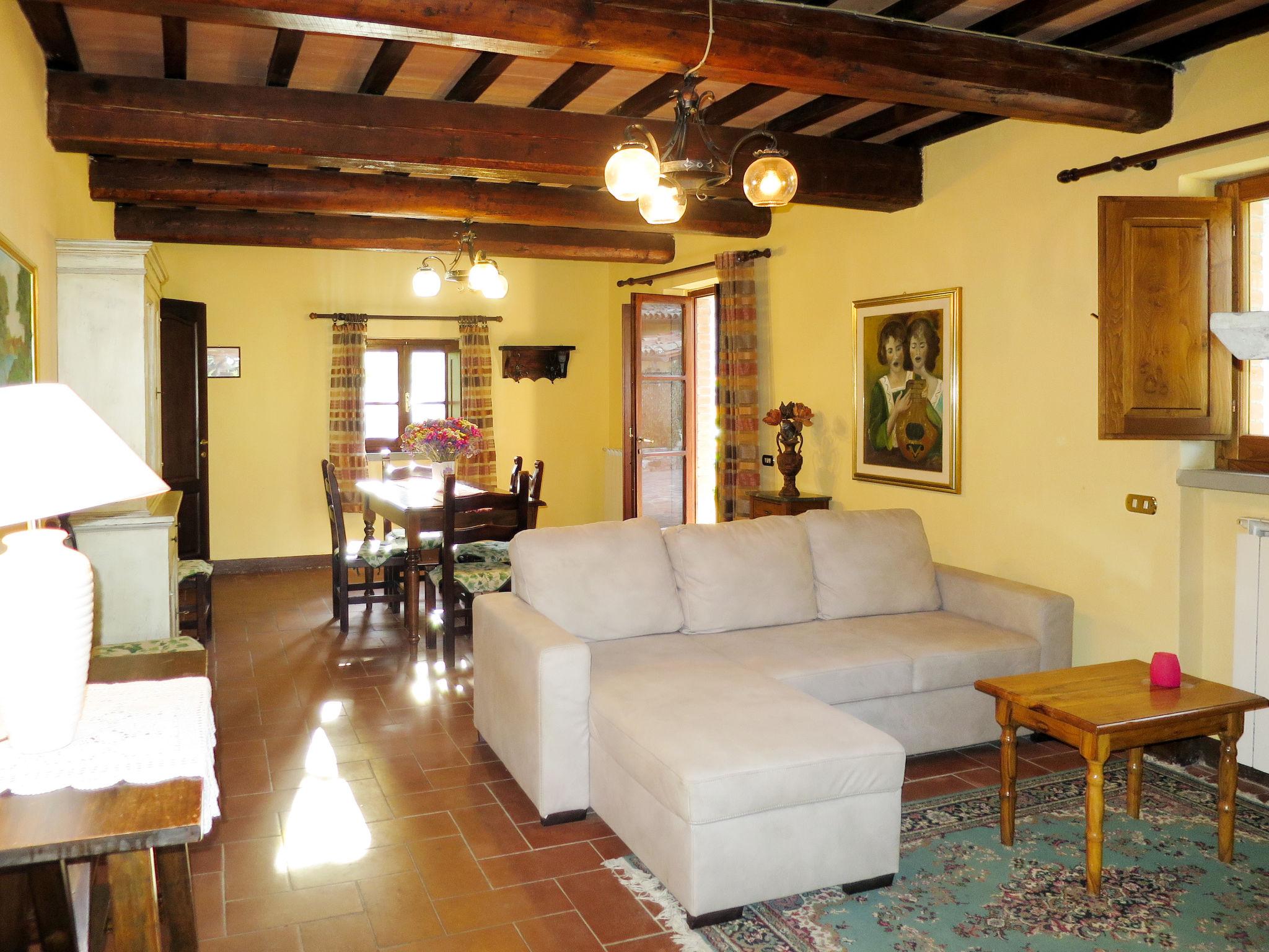 Photo 8 - 2 bedroom House in Monte Santa Maria Tiberina with swimming pool and garden