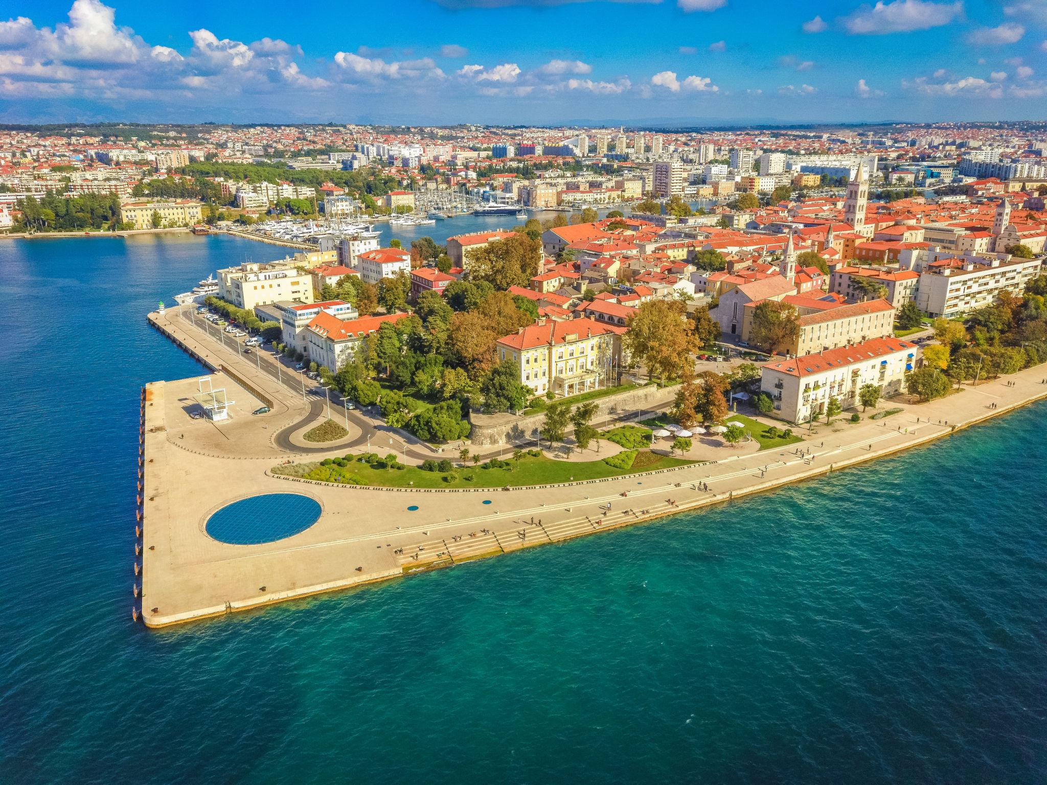 Photo 47 - Maison de 3 chambres à Poličnik avec piscine privée et vues à la mer