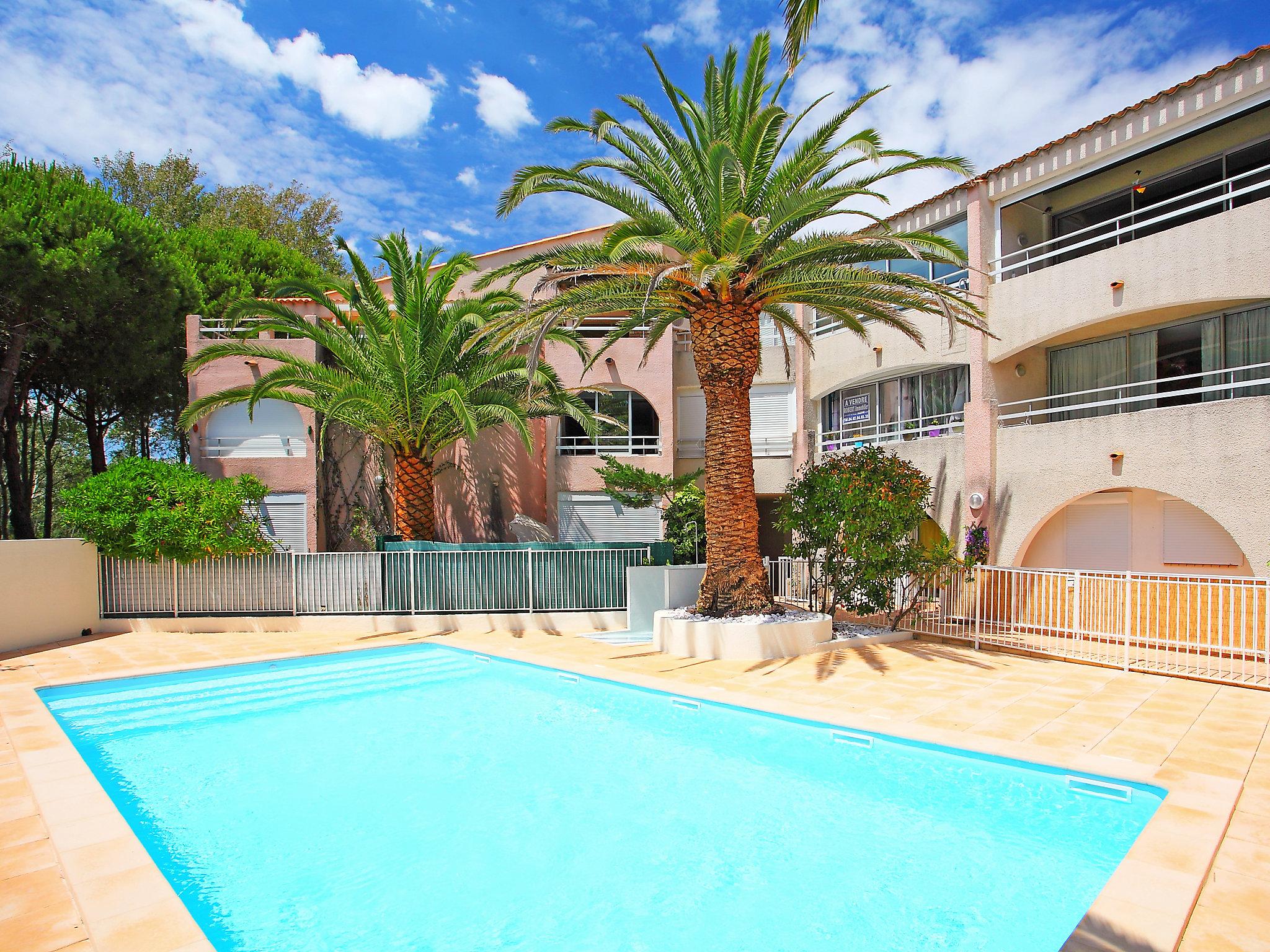 Foto 19 - Apartamento de 1 habitación en Agde con piscina y vistas al mar