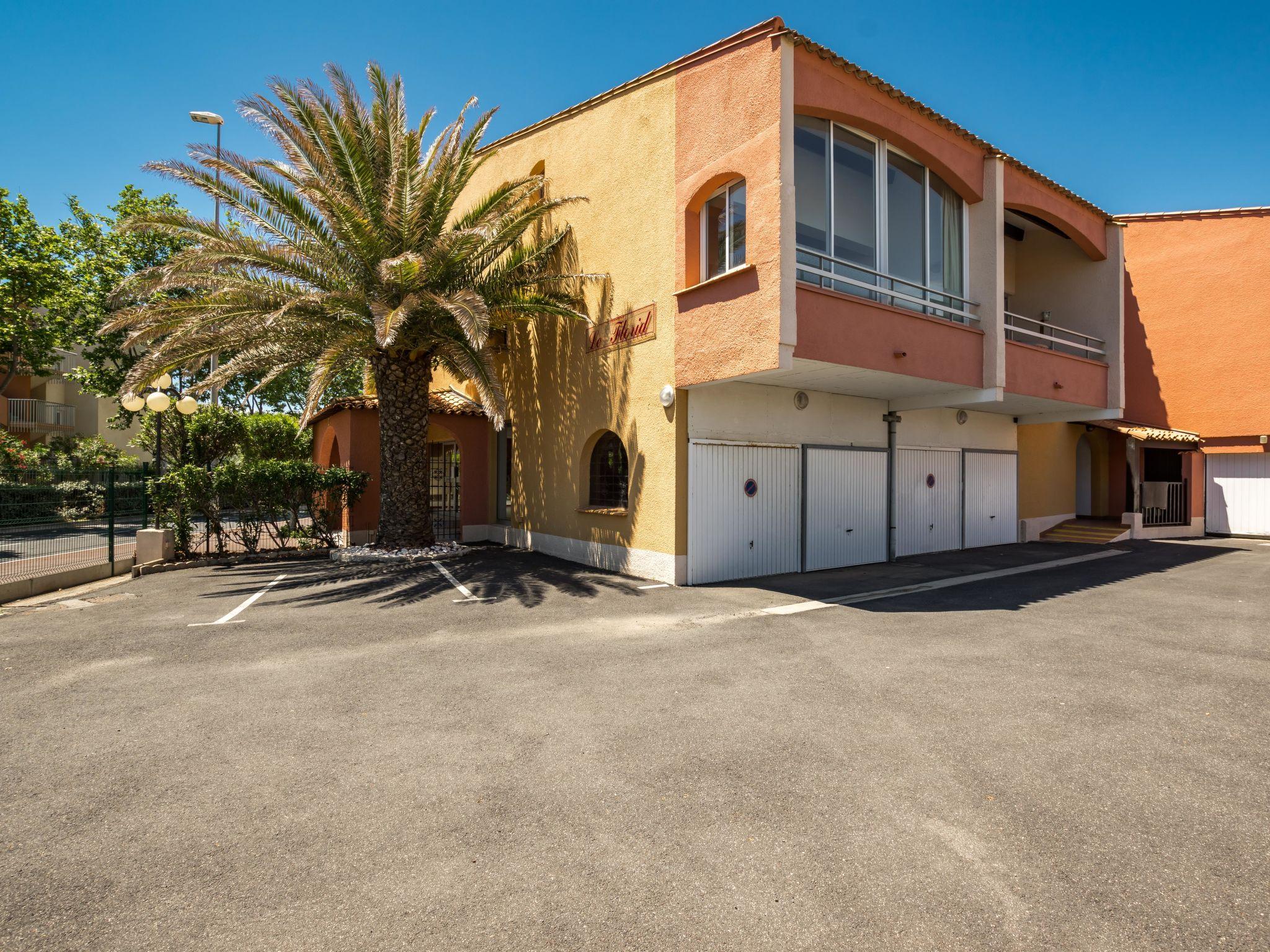 Foto 15 - Apartamento en Agde con piscina y vistas al mar