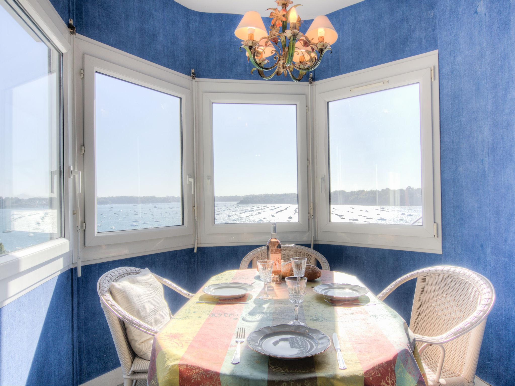 Foto 5 - Apartamento de 1 habitación en Dinard con vistas al mar