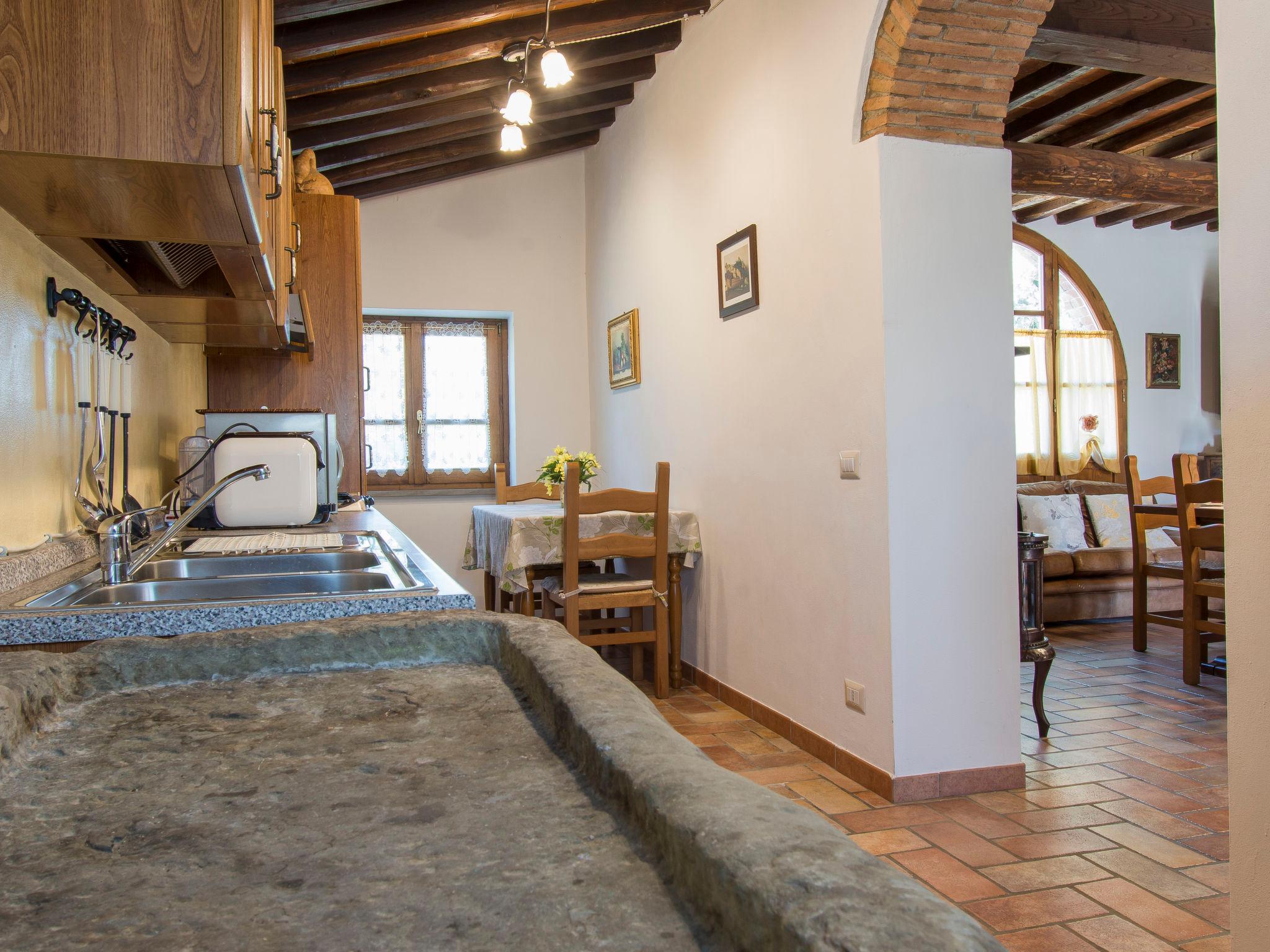 Photo 7 - 4 bedroom House in Civitella in Val di Chiana with private pool and garden