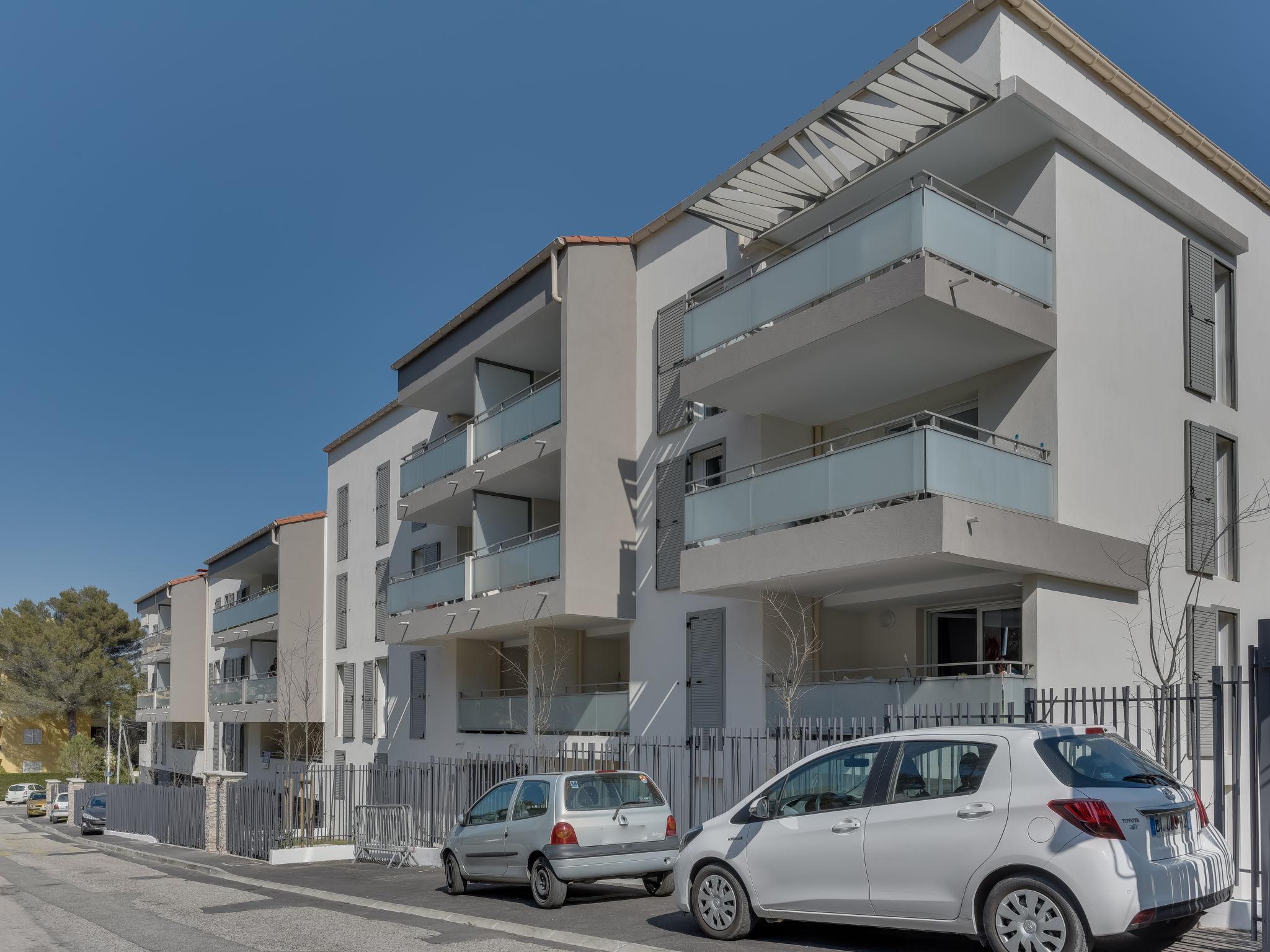 Photo 13 - Appartement de 2 chambres à Cavalaire-sur-Mer avec terrasse et vues à la mer