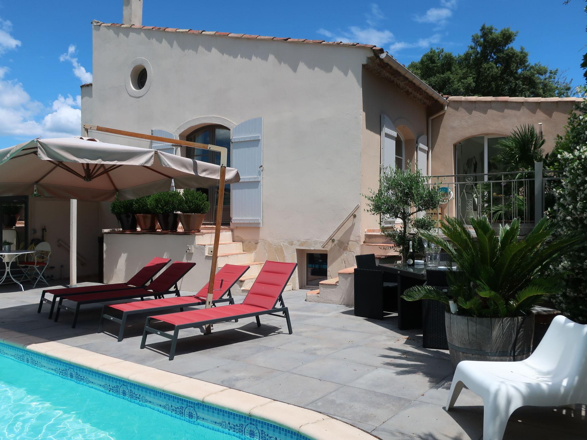 Photo 14 - 3 bedroom House in La Môle with private pool and terrace