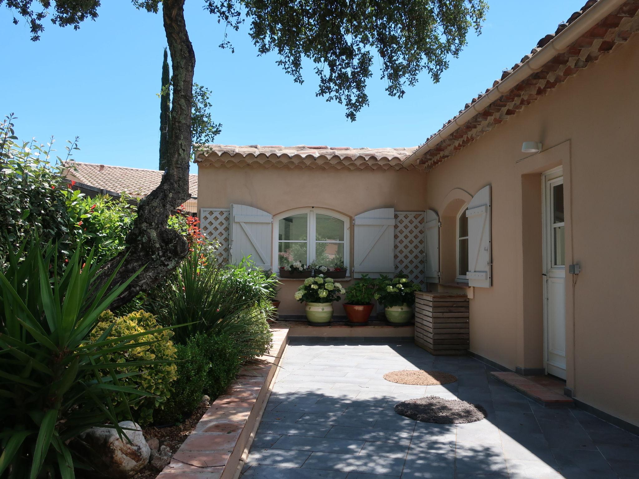 Photo 20 - Maison de 3 chambres à La Môle avec piscine privée et terrasse