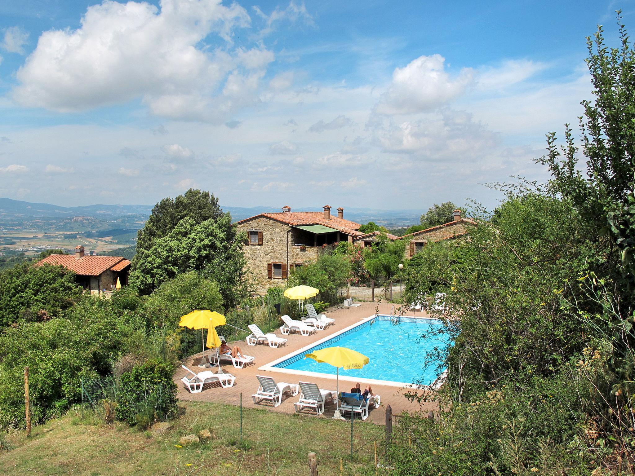 Foto 1 - Appartamento con 1 camera da letto a Paciano con piscina e vista sulle montagne