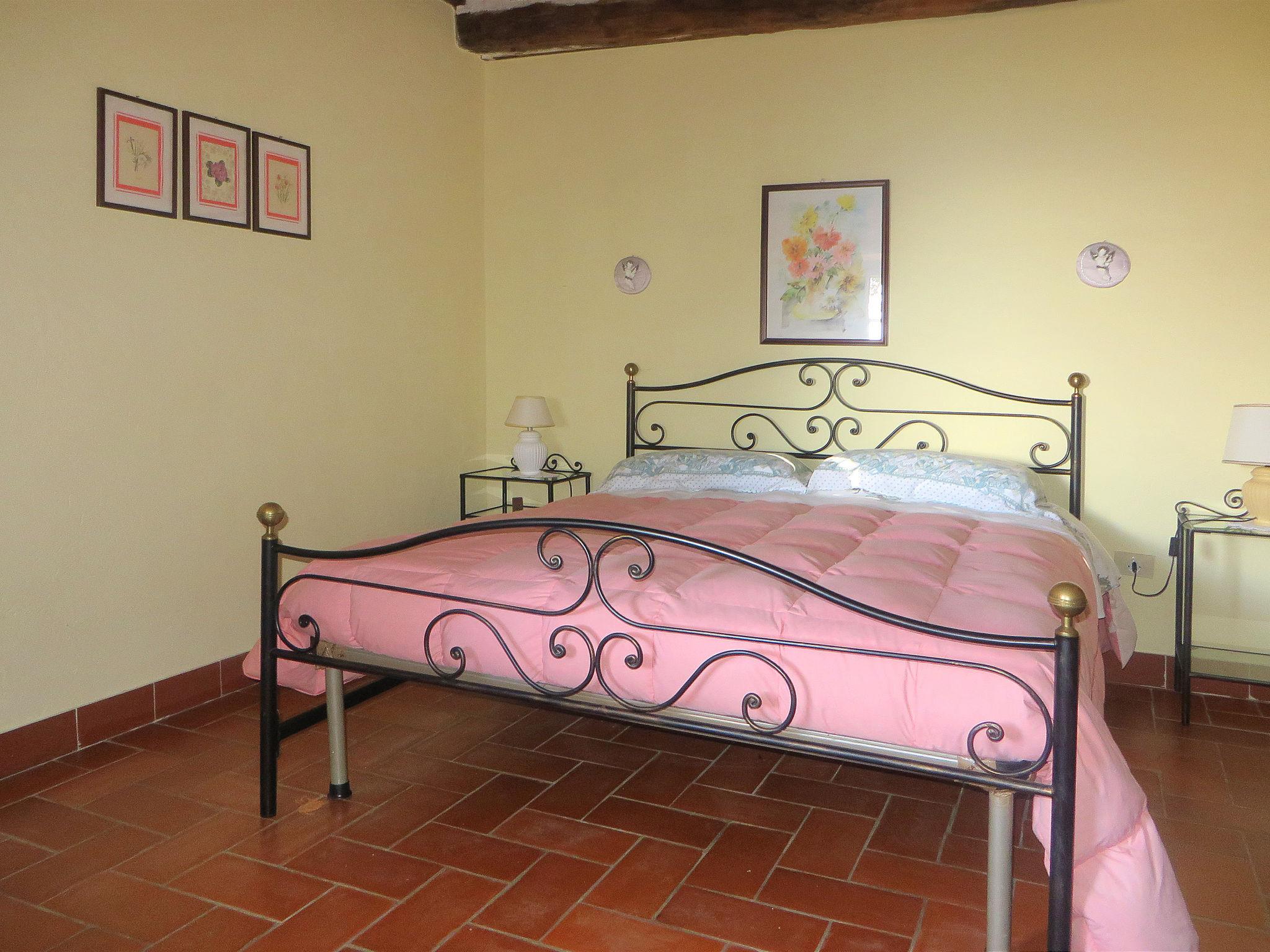 Photo 14 - 1 bedroom Apartment in Paciano with swimming pool and garden