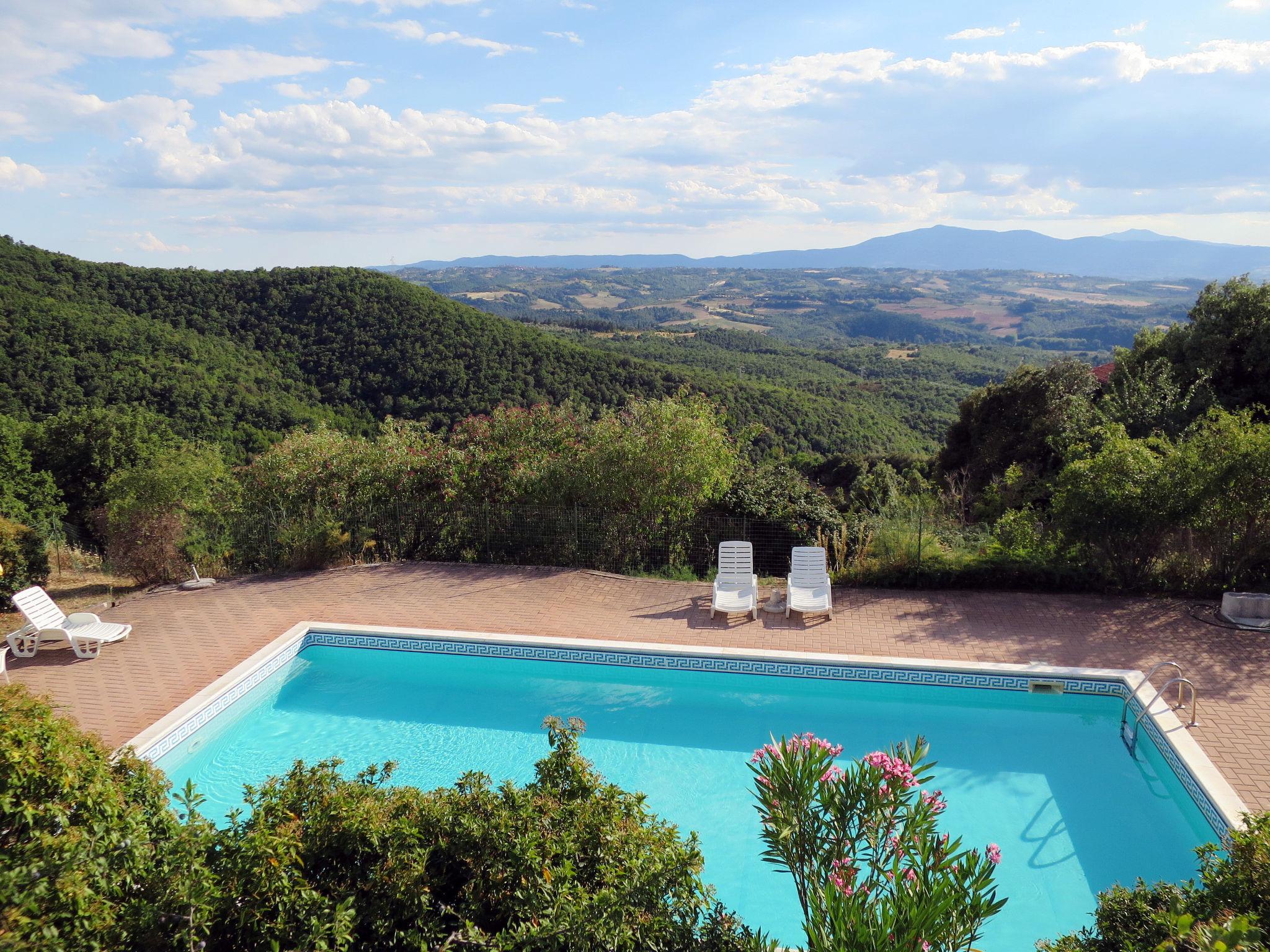 Photo 25 - 2 bedroom House in Paciano with swimming pool and mountain view