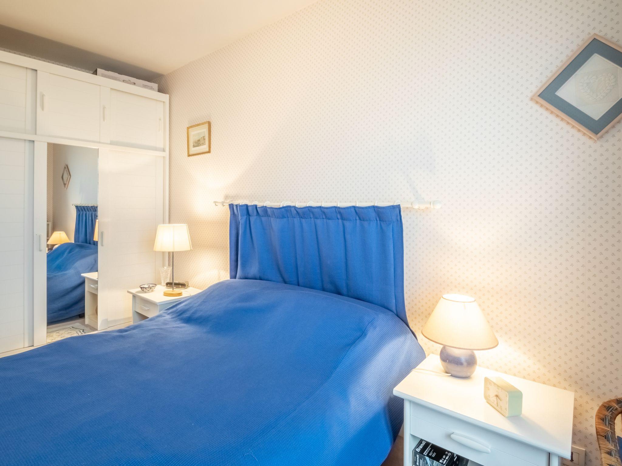 Foto 12 - Apartamento de 1 habitación en Saint-Malo con vistas al mar