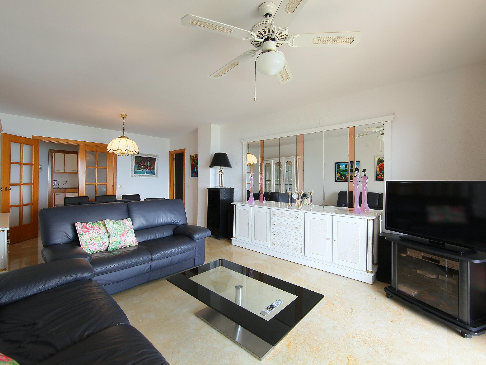 Photo 3 - 3 bedroom Apartment in Blanes with swimming pool