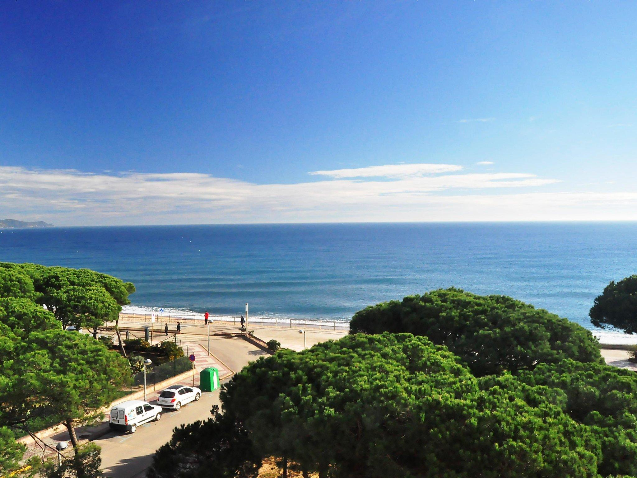 Foto 13 - Appartamento con 3 camere da letto a Blanes con piscina e vista mare