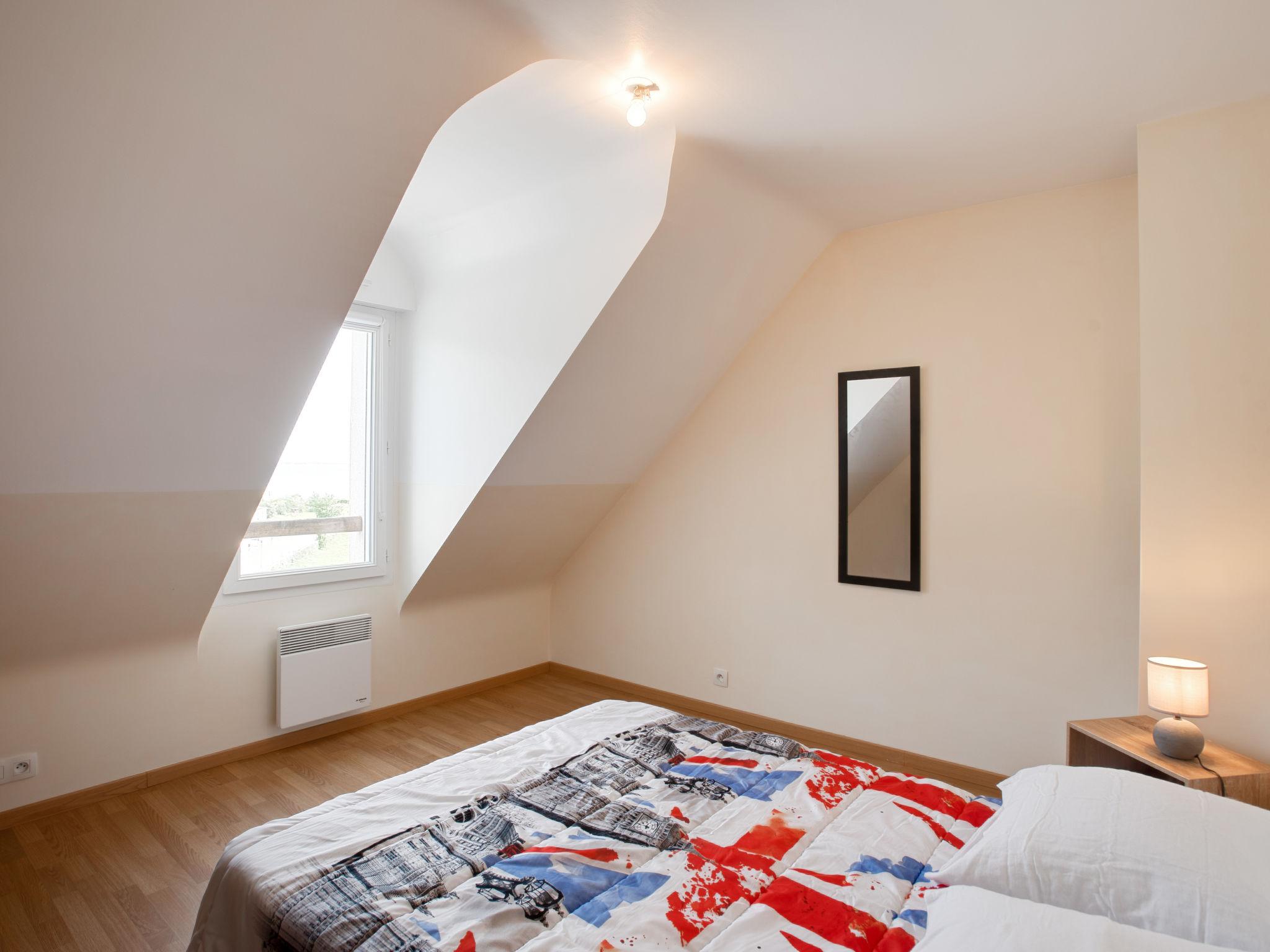 Foto 9 - Casa con 3 camere da letto a Quiberon con giardino e vista mare