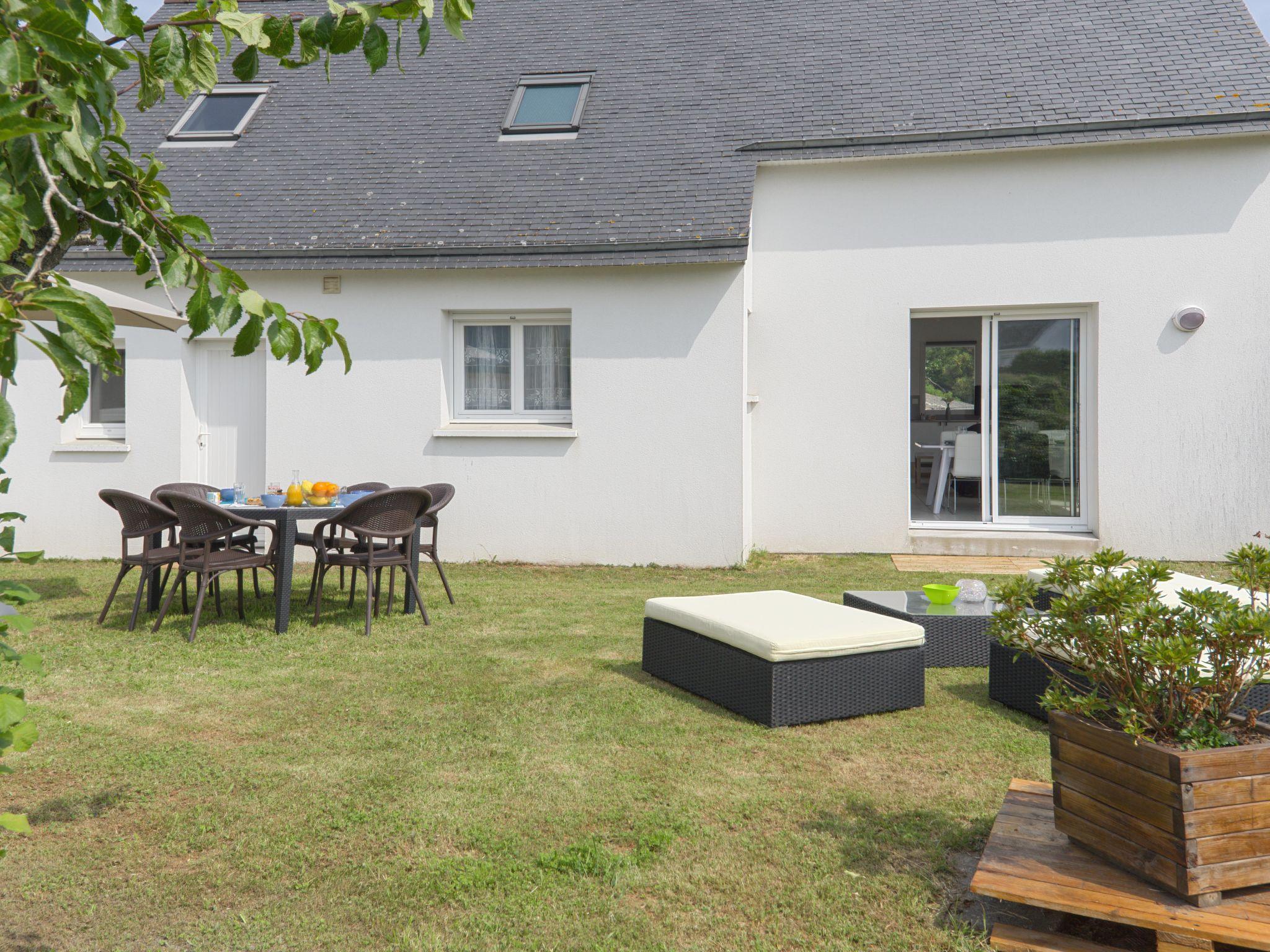 Photo 14 - 3 bedroom House in Quiberon with garden and sea view