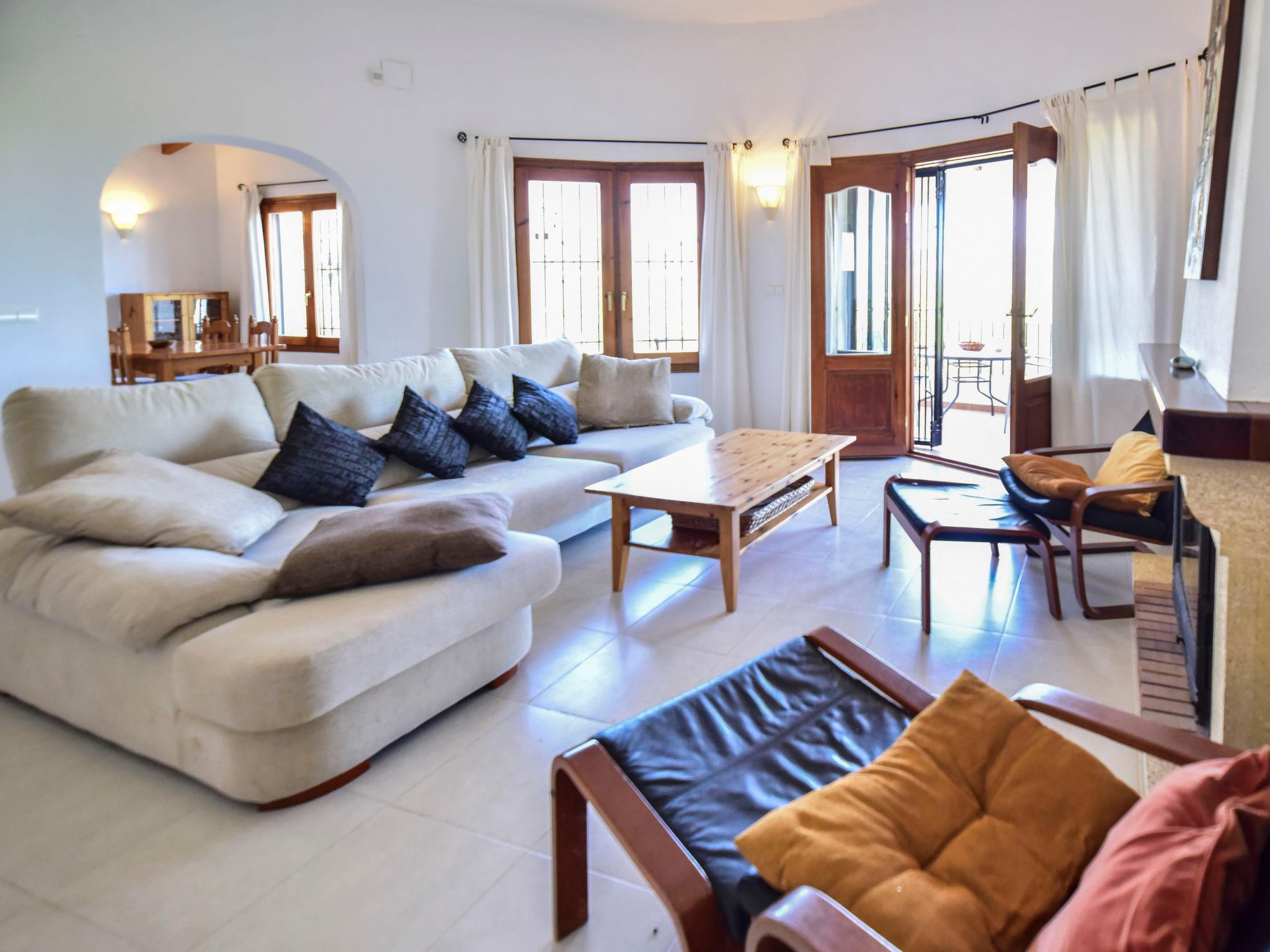 Photo 4 - 3 bedroom House in Pego with private pool and sea view