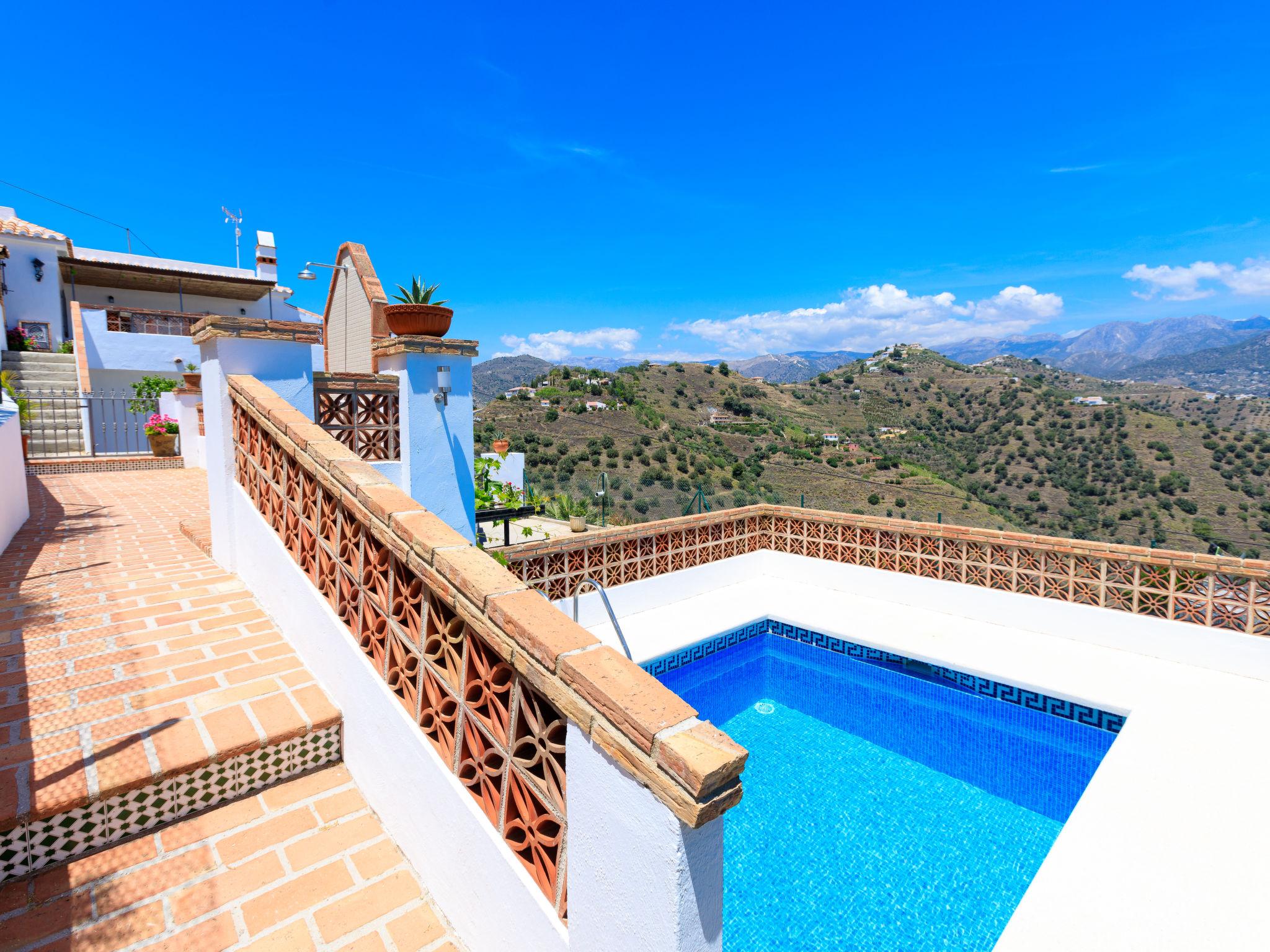 Photo 19 - Maison de 2 chambres à Torrox avec piscine privée et vues à la mer