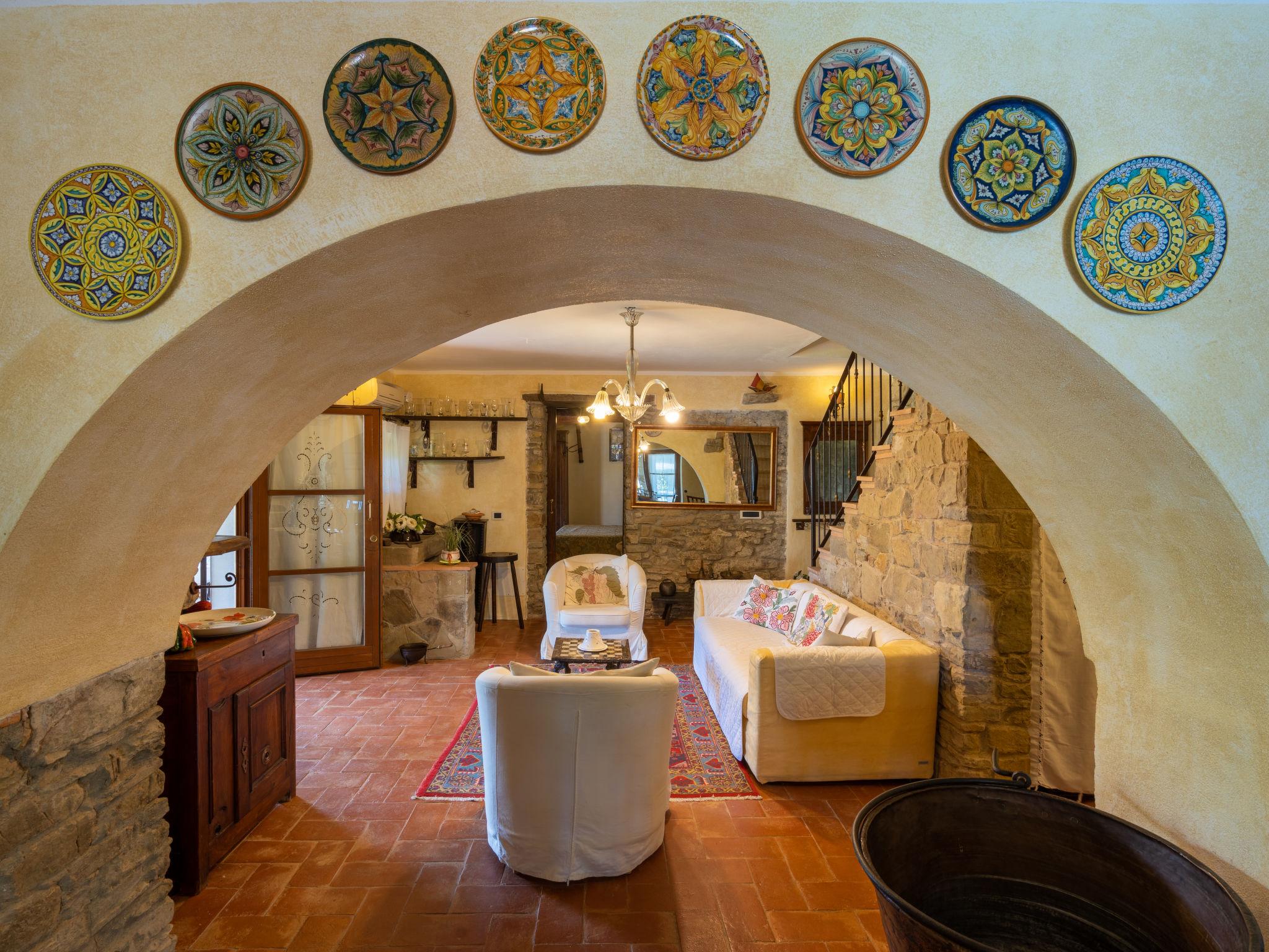 Photo 12 - 5 bedroom House in Arezzo with private pool and garden