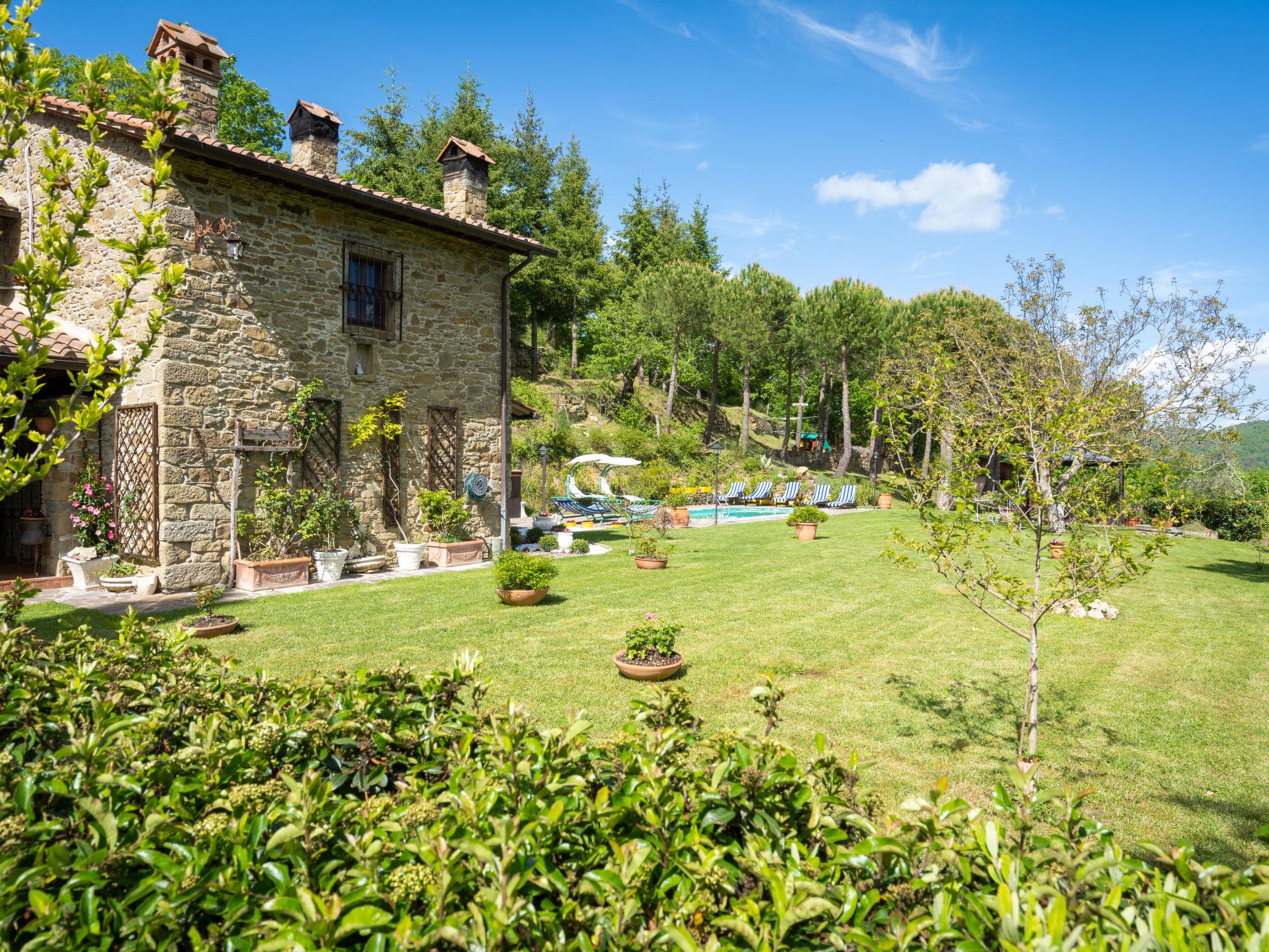 Foto 38 - Casa con 5 camere da letto a Arezzo con piscina privata e giardino