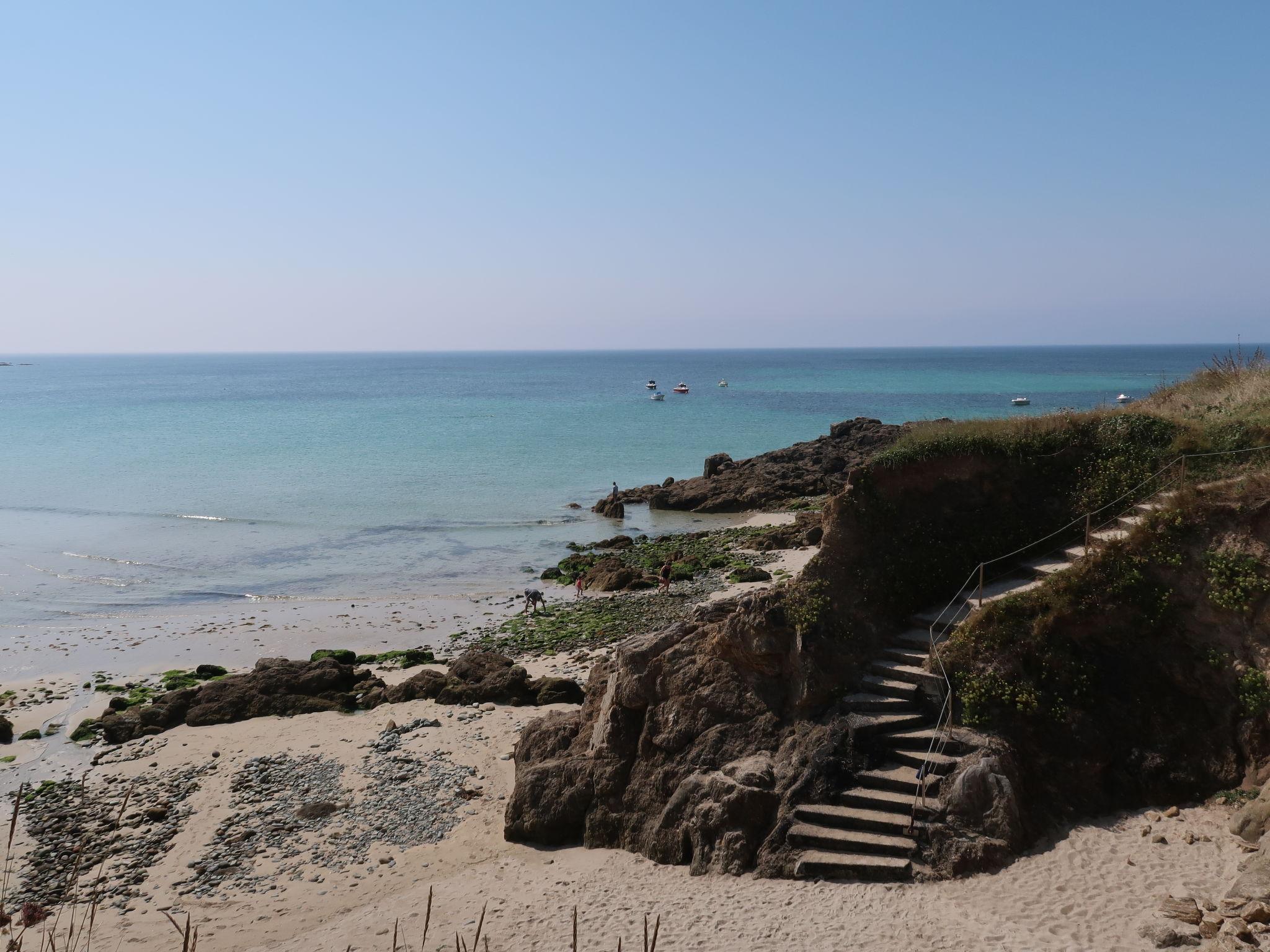 Photo 21 - Maison de 3 chambres à Plogoff avec jardin et vues à la mer