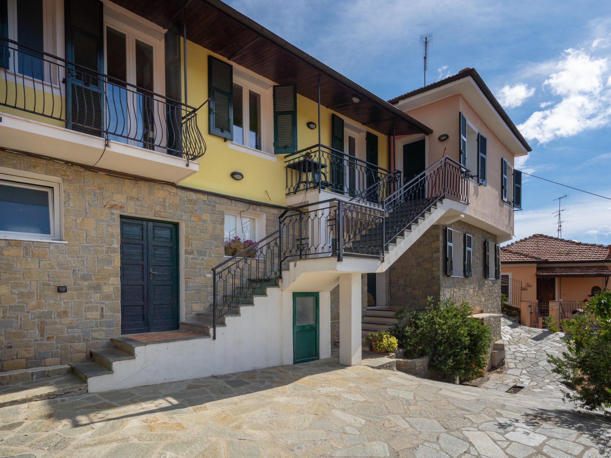 Foto 8 - Apartamento de 1 quarto em Pietrabruna com piscina e jardim