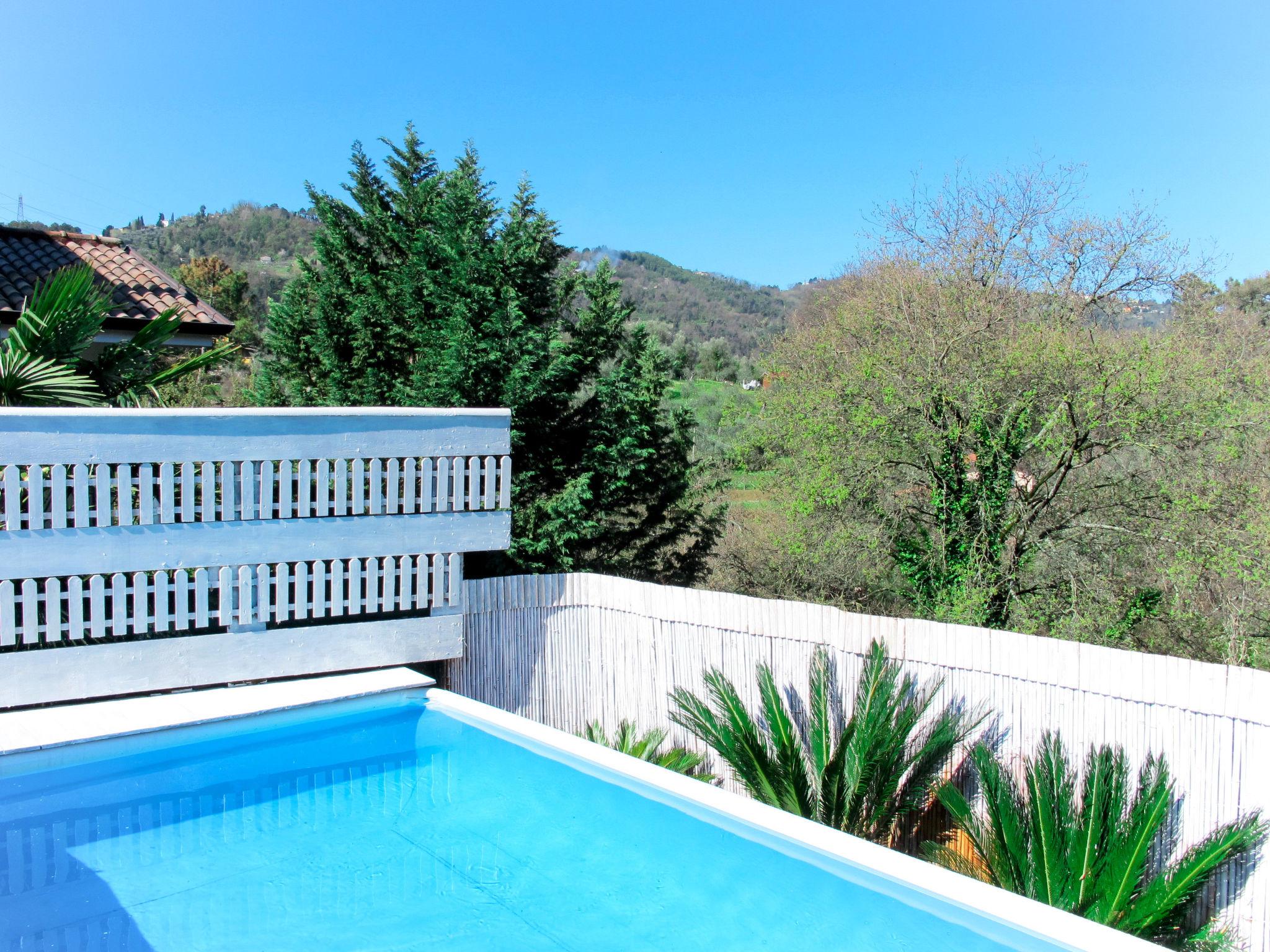 Photo 37 - Appartement de 2 chambres à Camaiore avec piscine privée et vues à la mer