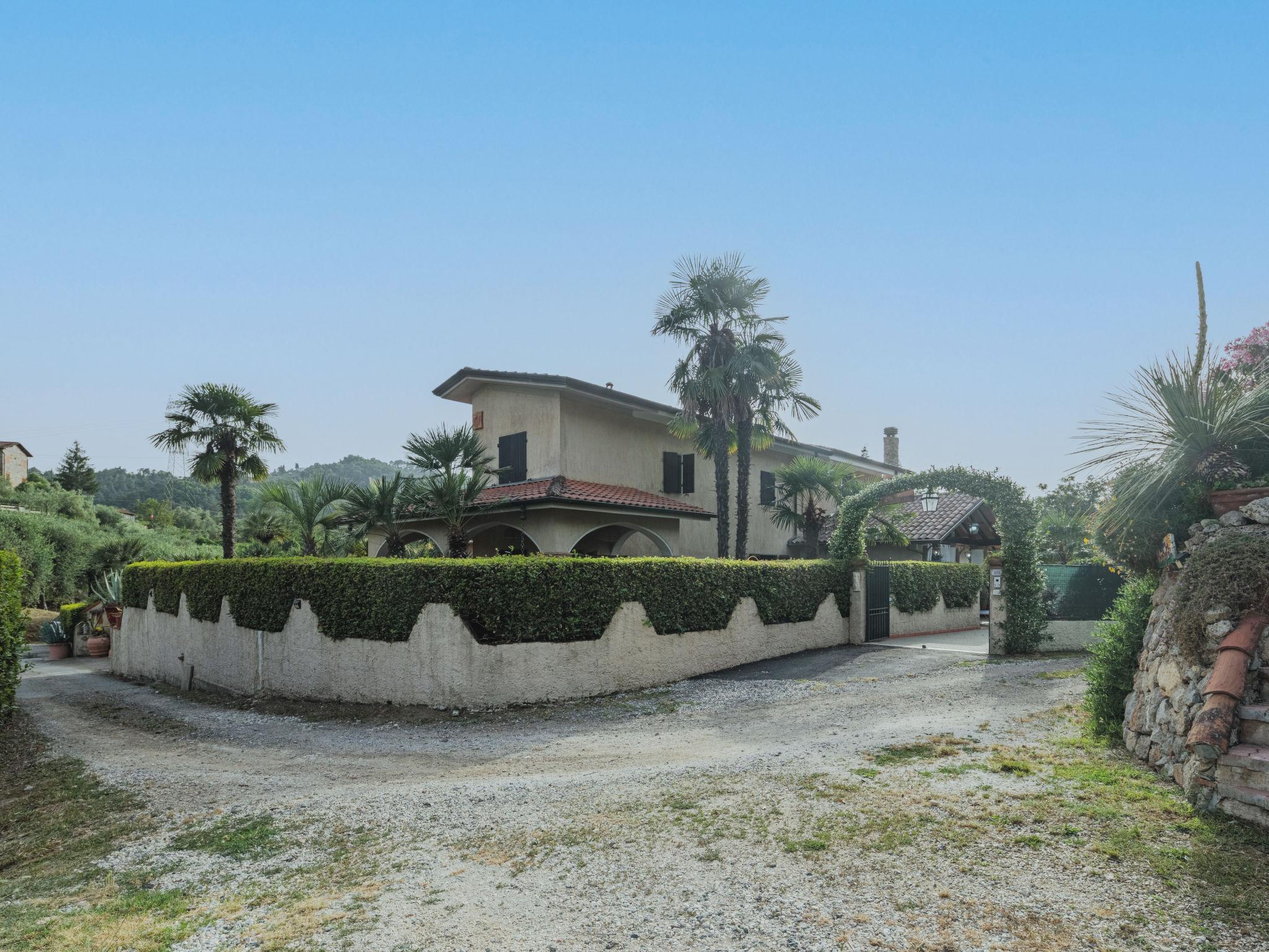 Photo 32 - Appartement de 2 chambres à Camaiore avec piscine privée et vues à la mer