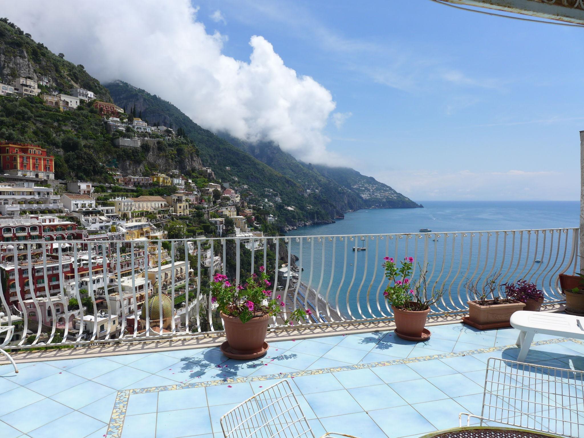 Foto 1 - Apartamento de 3 habitaciones en Positano con jardín y vistas al mar