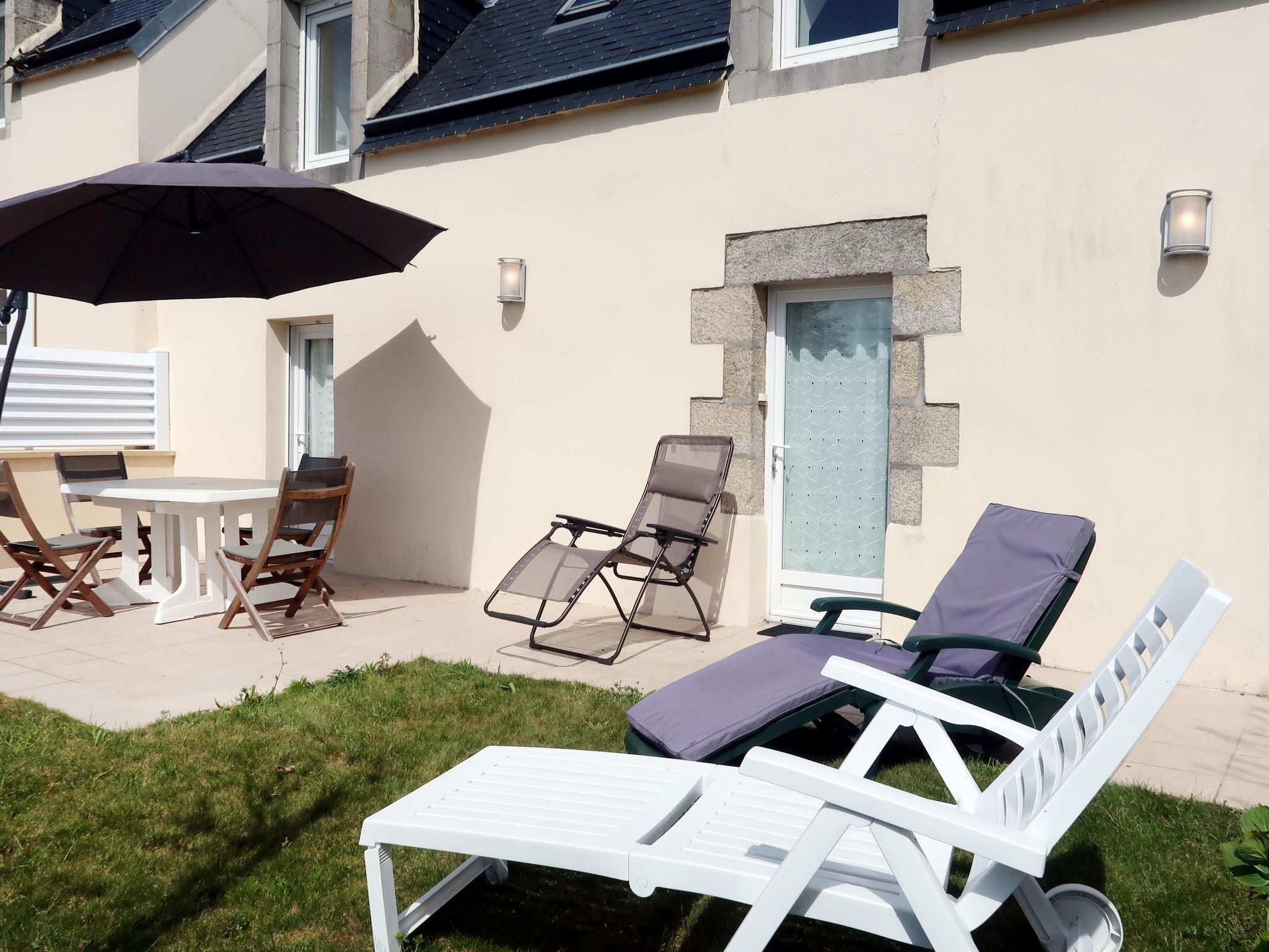 Photo 2 - Maison de 2 chambres à Penmarch avec terrasse et vues à la mer