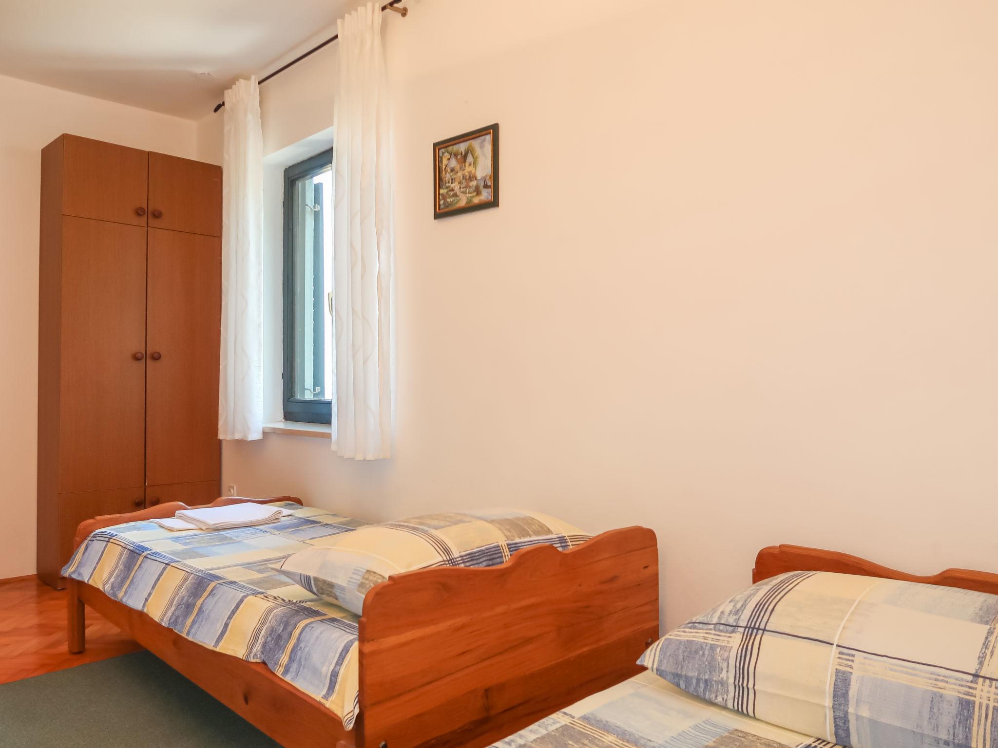 Foto 15 - Apartamento de 2 habitaciones en Senj con terraza y vistas al mar