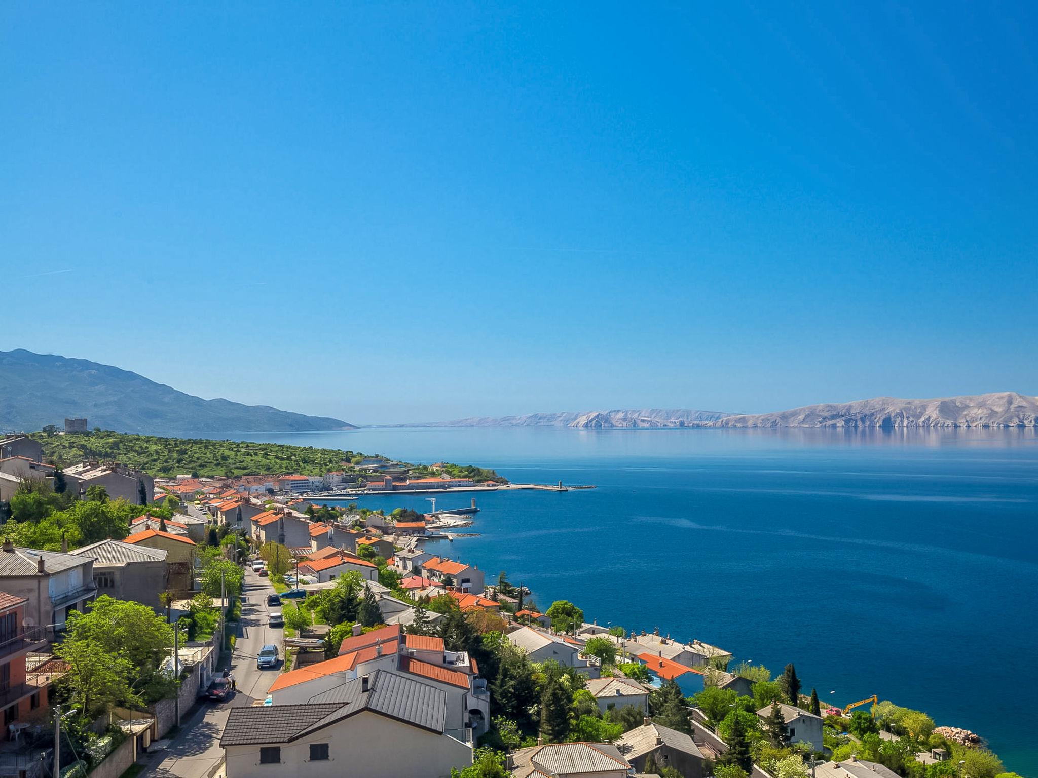 Foto 32 - Appartamento con 2 camere da letto a Senj con piscina e vista mare