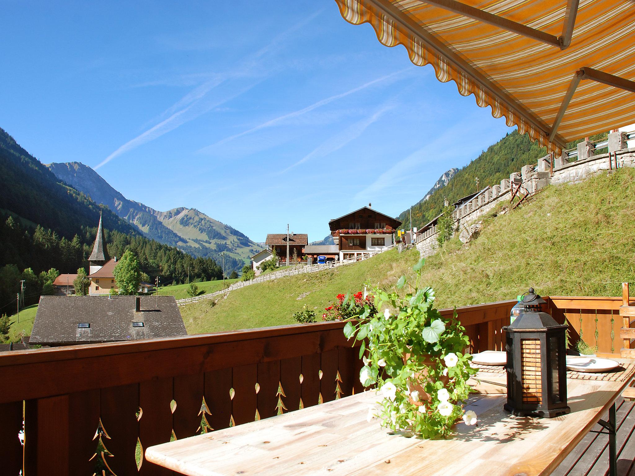 Foto 2 - Casa de 2 quartos em Jaun com jardim e terraço