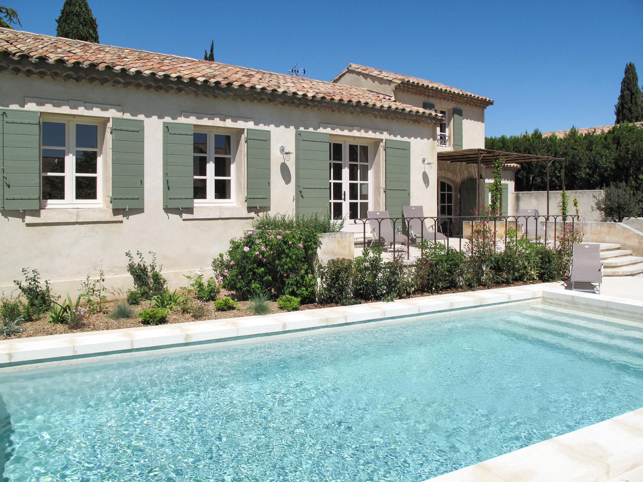 Foto 18 - Casa de 4 quartos em Maussane-les-Alpilles com piscina privada e jardim