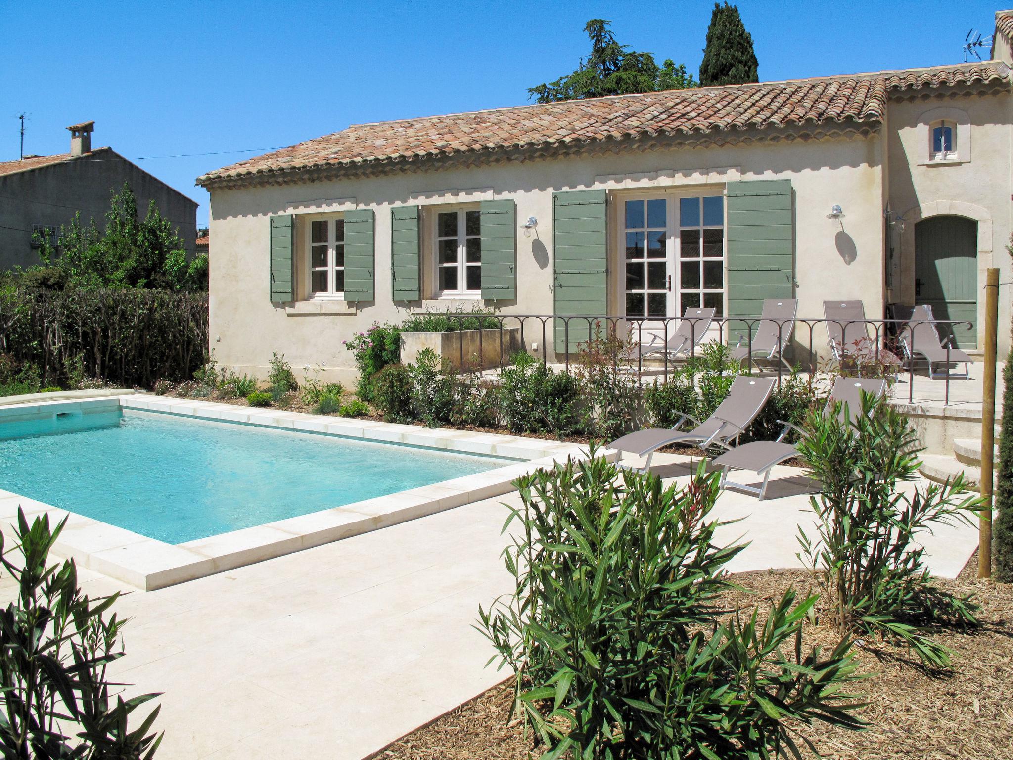 Foto 1 - Casa con 4 camere da letto a Maussane-les-Alpilles con piscina privata e giardino