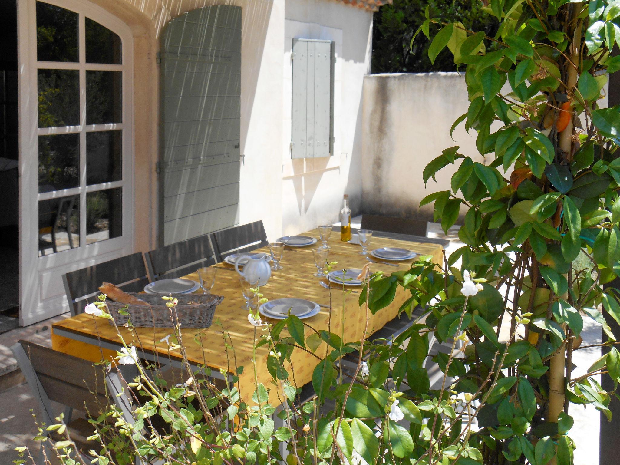 Foto 2 - Casa de 4 habitaciones en Maussane-les-Alpilles con piscina privada y jardín