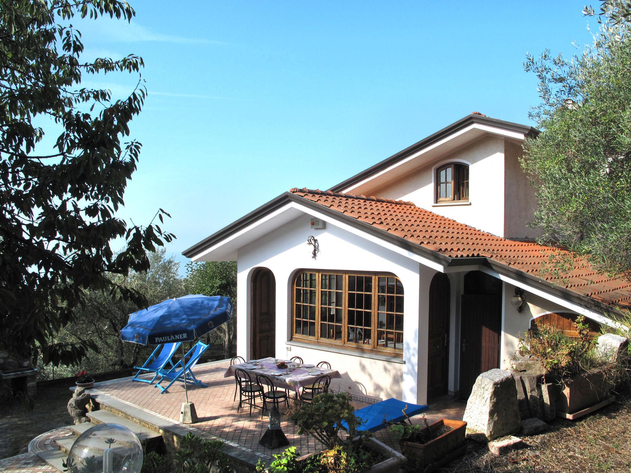 Foto 30 - Casa de 5 habitaciones en Montignoso con jardín y terraza
