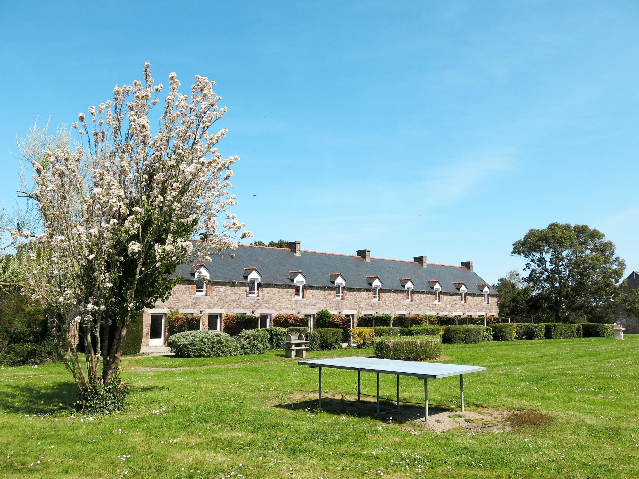 Foto 18 - Haus mit 2 Schlafzimmern in Fréhel mit terrasse und blick aufs meer