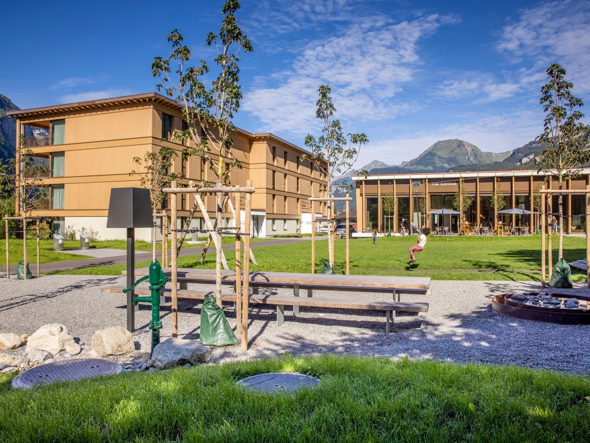 Photo 1 - Appartement de 3 chambres à Meiringen avec jardin et vues sur la montagne