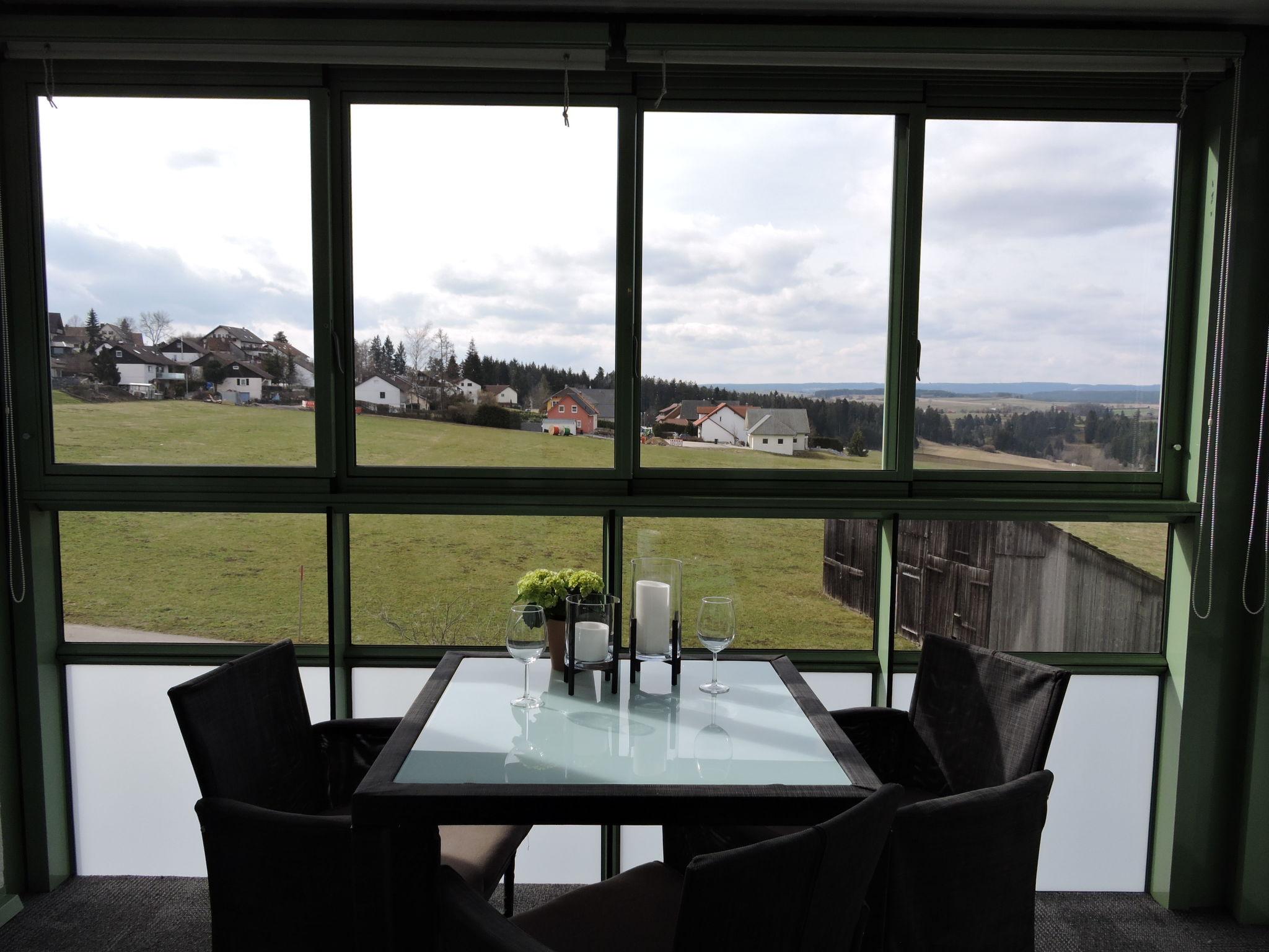 Foto 5 - Apartamento de 2 habitaciones en Löffingen con piscina y vistas a la montaña