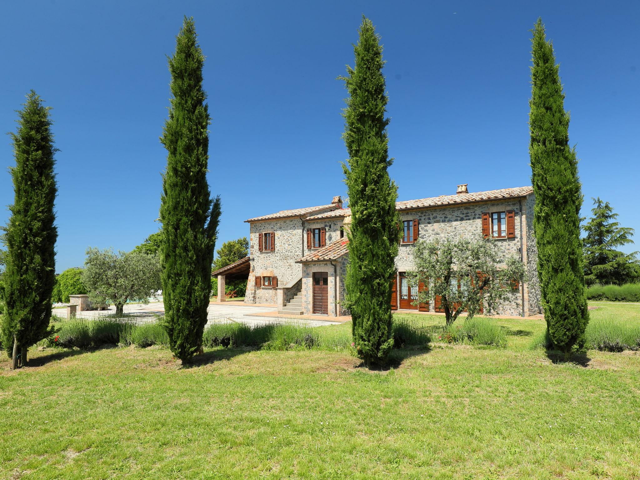 Foto 42 - Casa de 6 habitaciones en Orvieto con piscina privada y jardín