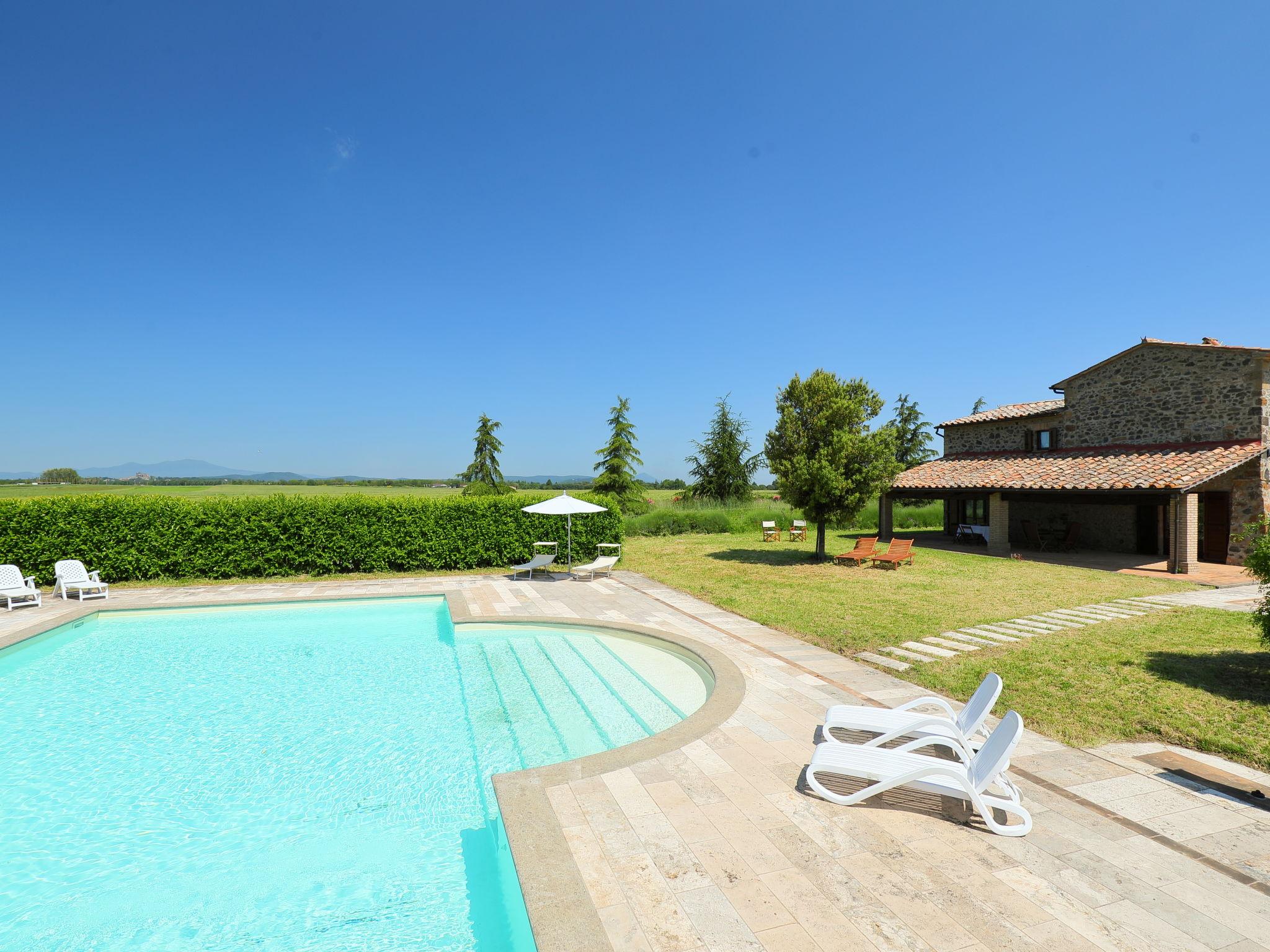 Foto 2 - Casa de 6 quartos em Orvieto com piscina privada e jardim