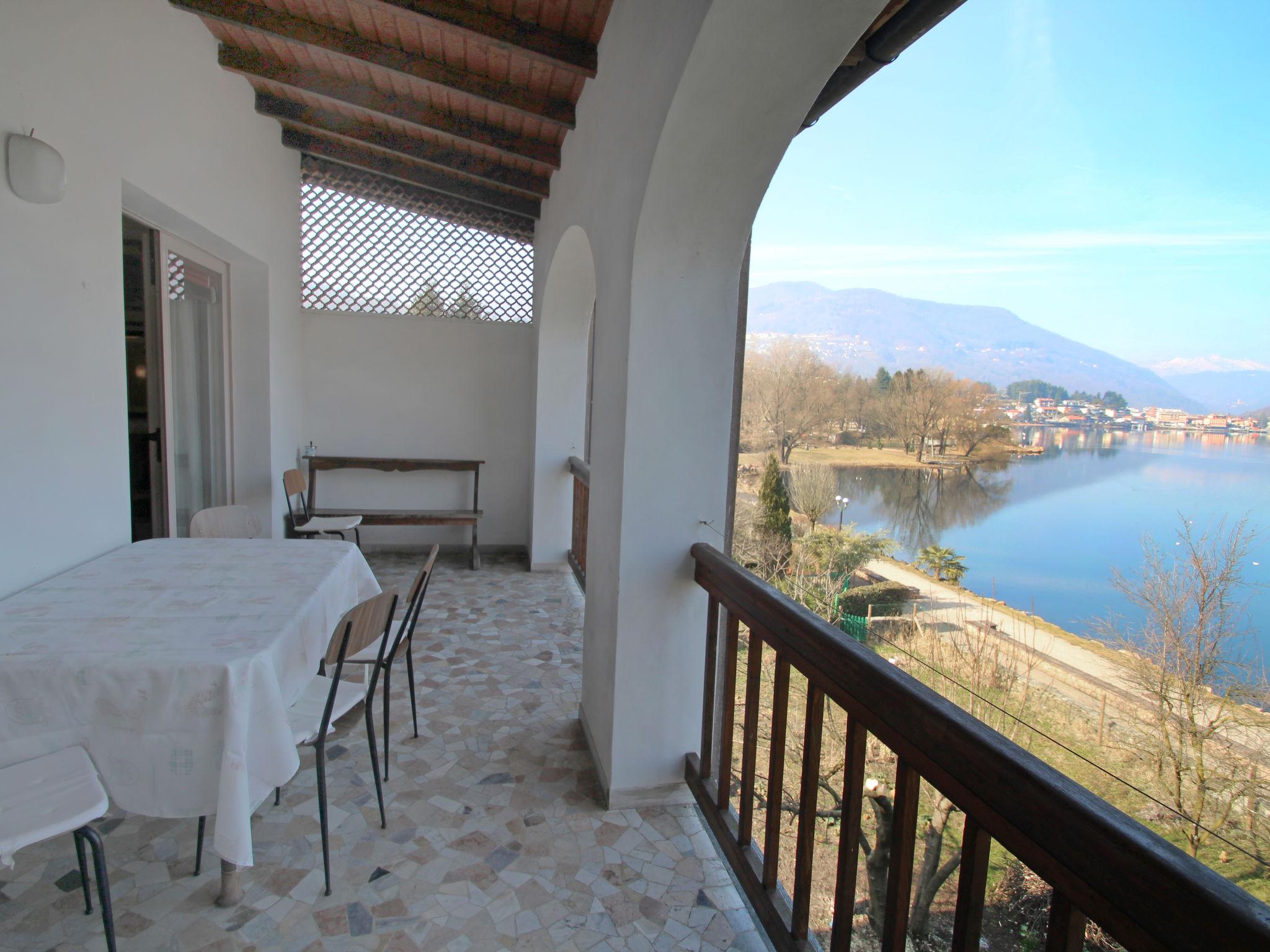 Photo 19 - 2 bedroom Apartment in Lavena Ponte Tresa with garden and terrace