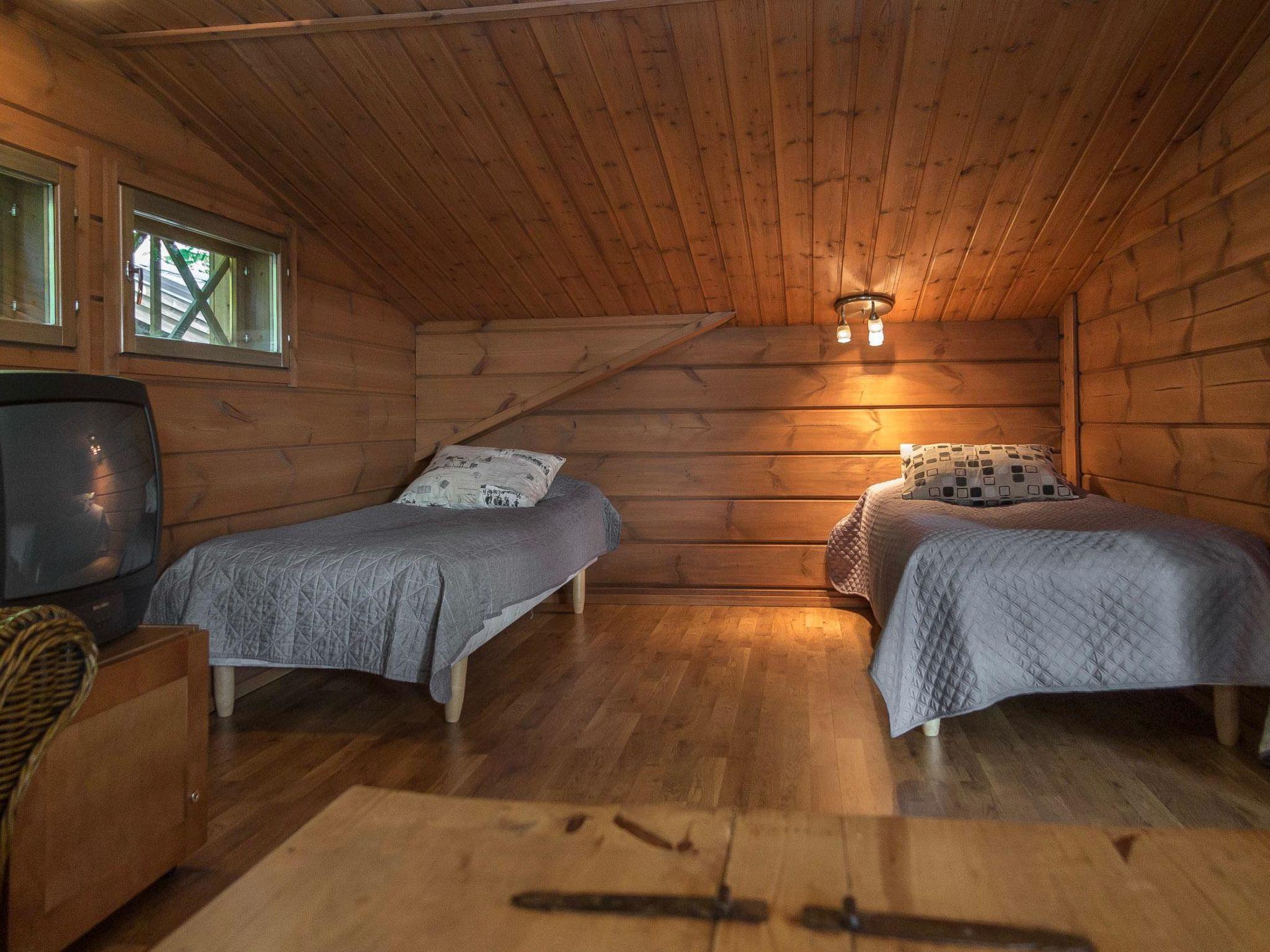 Photo 18 - Maison de 7 chambres à Kuopio avec sauna et bain à remous