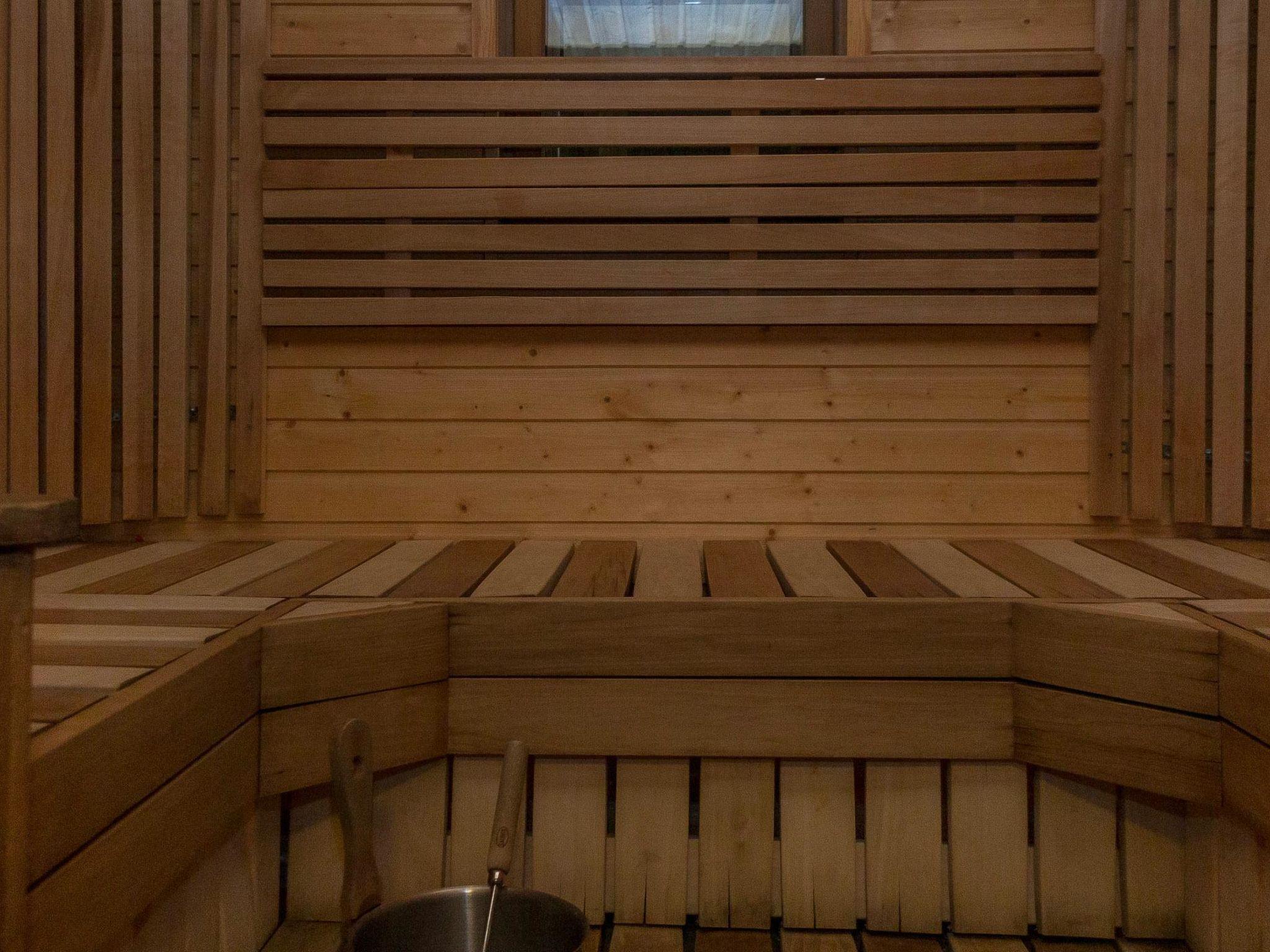 Foto 14 - Casa de 7 habitaciones en Kuopio con sauna y bañera de hidromasaje