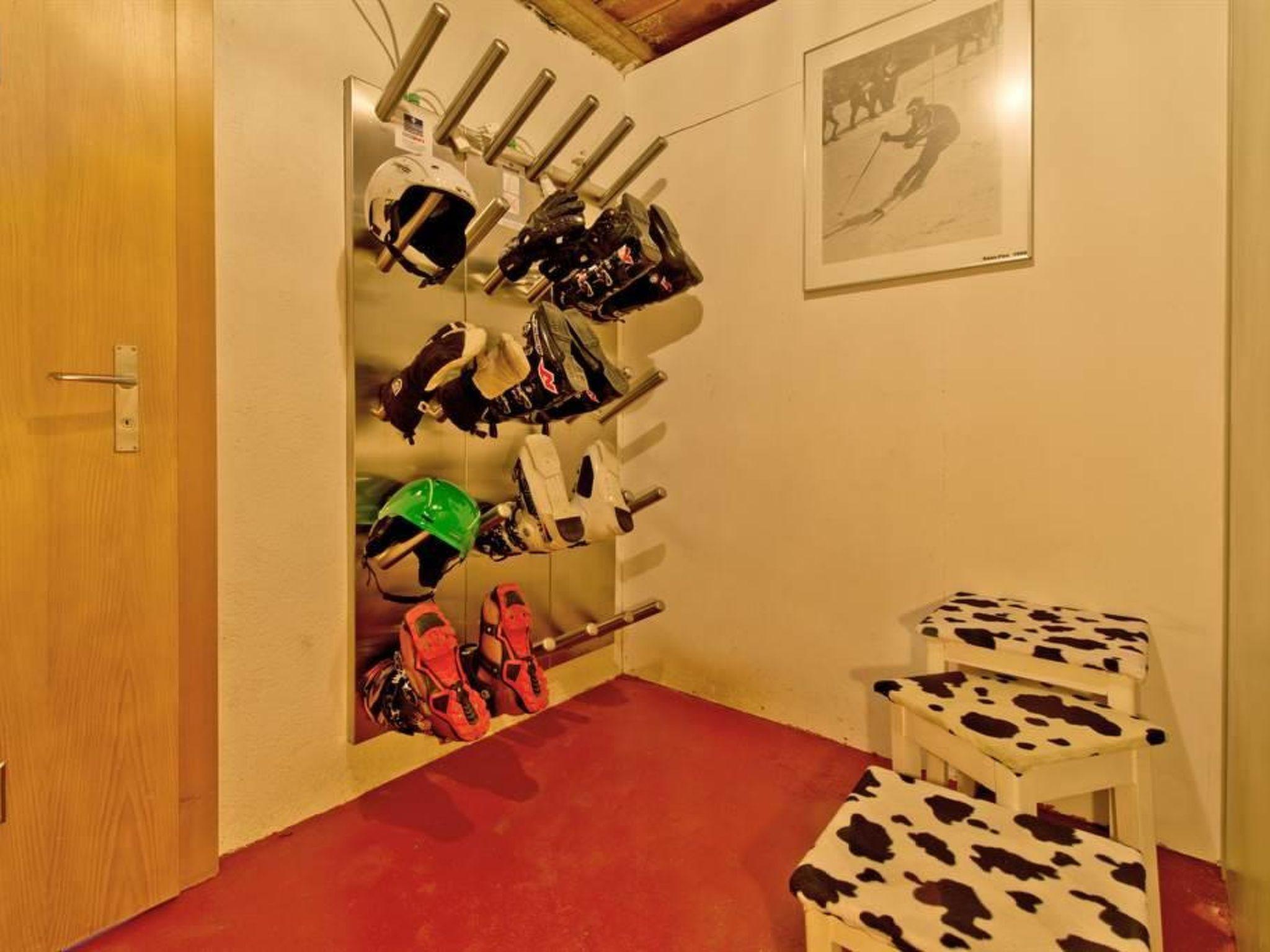 Foto 4 - Apartamento de 1 quarto em Saas-Fee